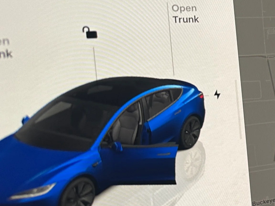 Thumbnail: 2024 Tesla Model 3 - 3