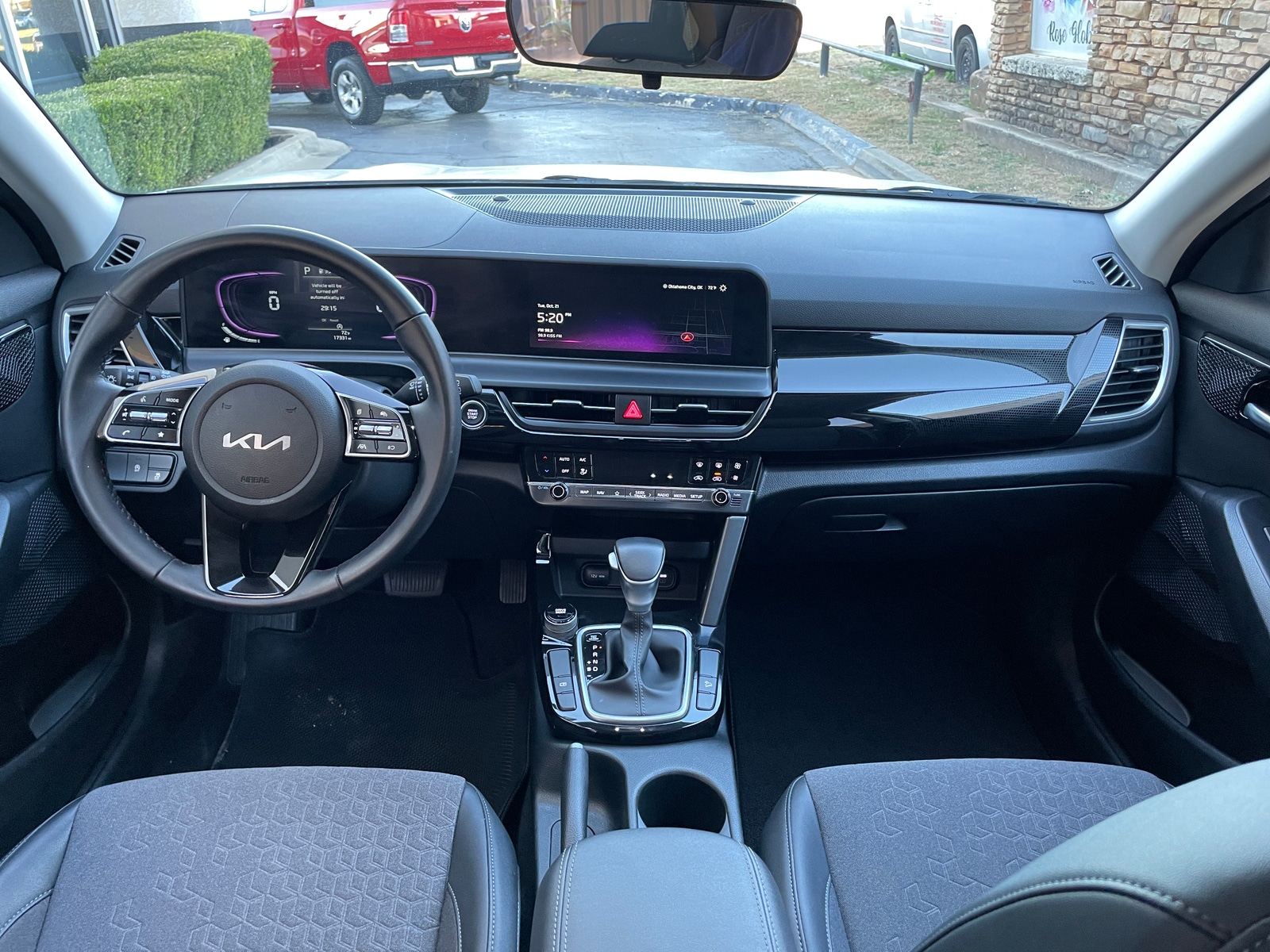 Thumbnail: 2025 Kia Seltos - 3