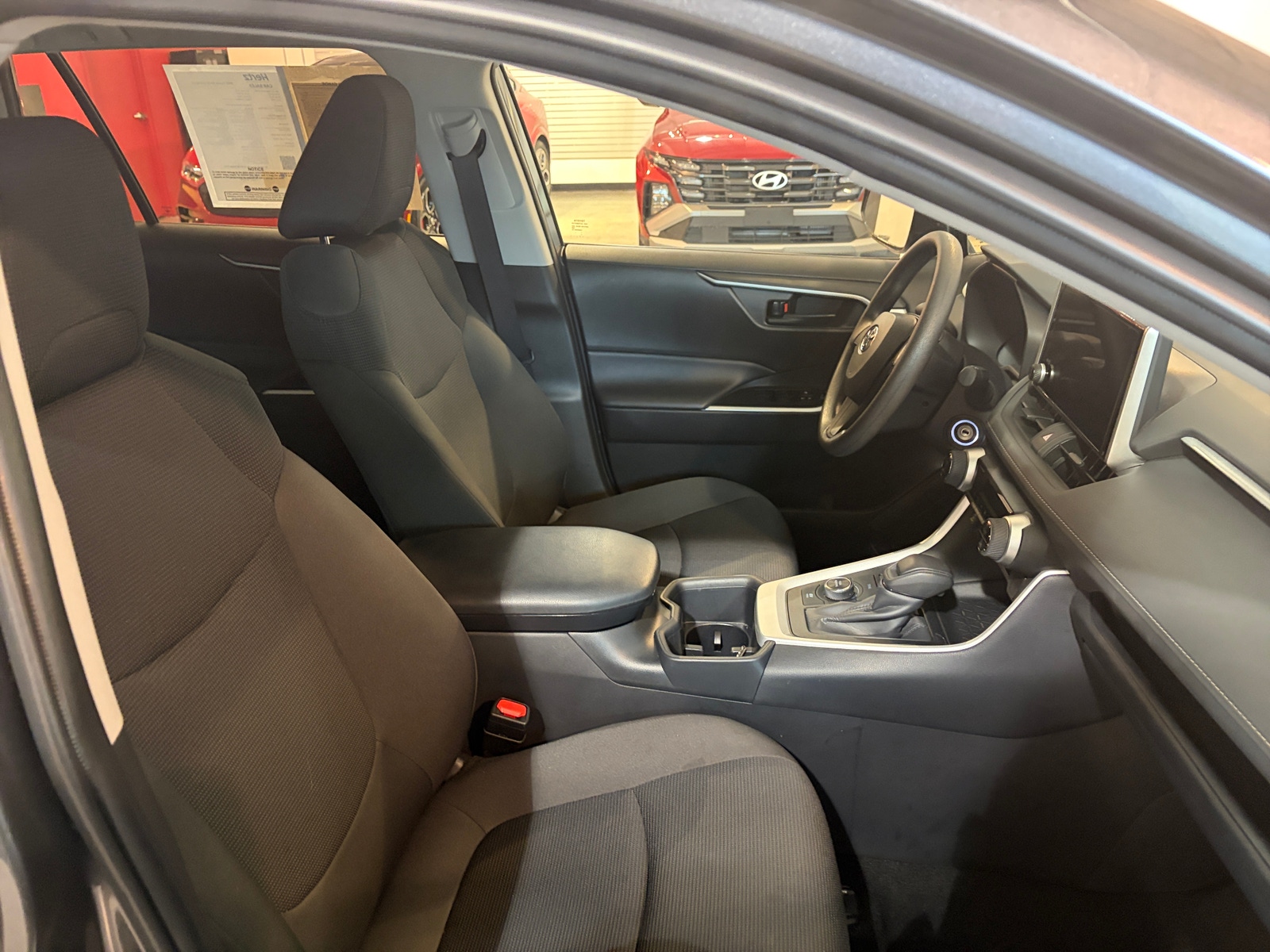 Thumbnail: 2025 Toyota RAV4 - 2