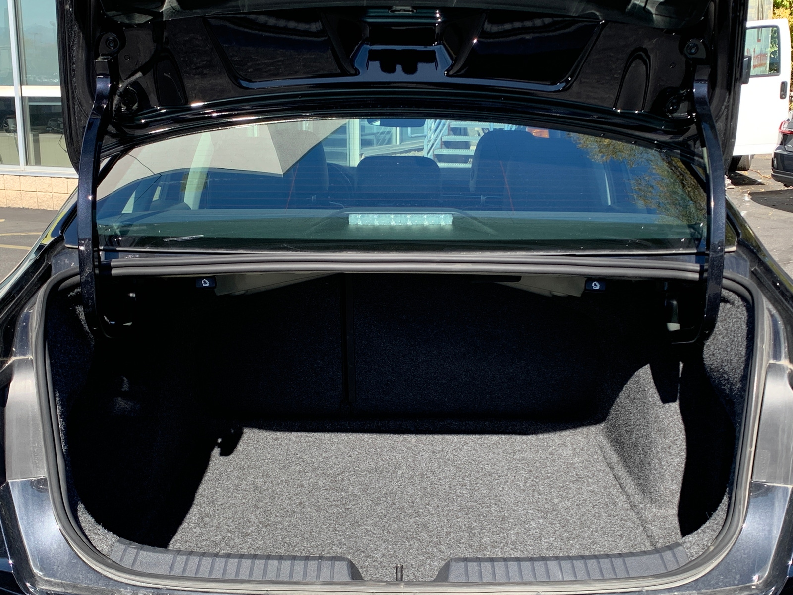 Thumbnail: 2025 Volkswagen Jetta - 6