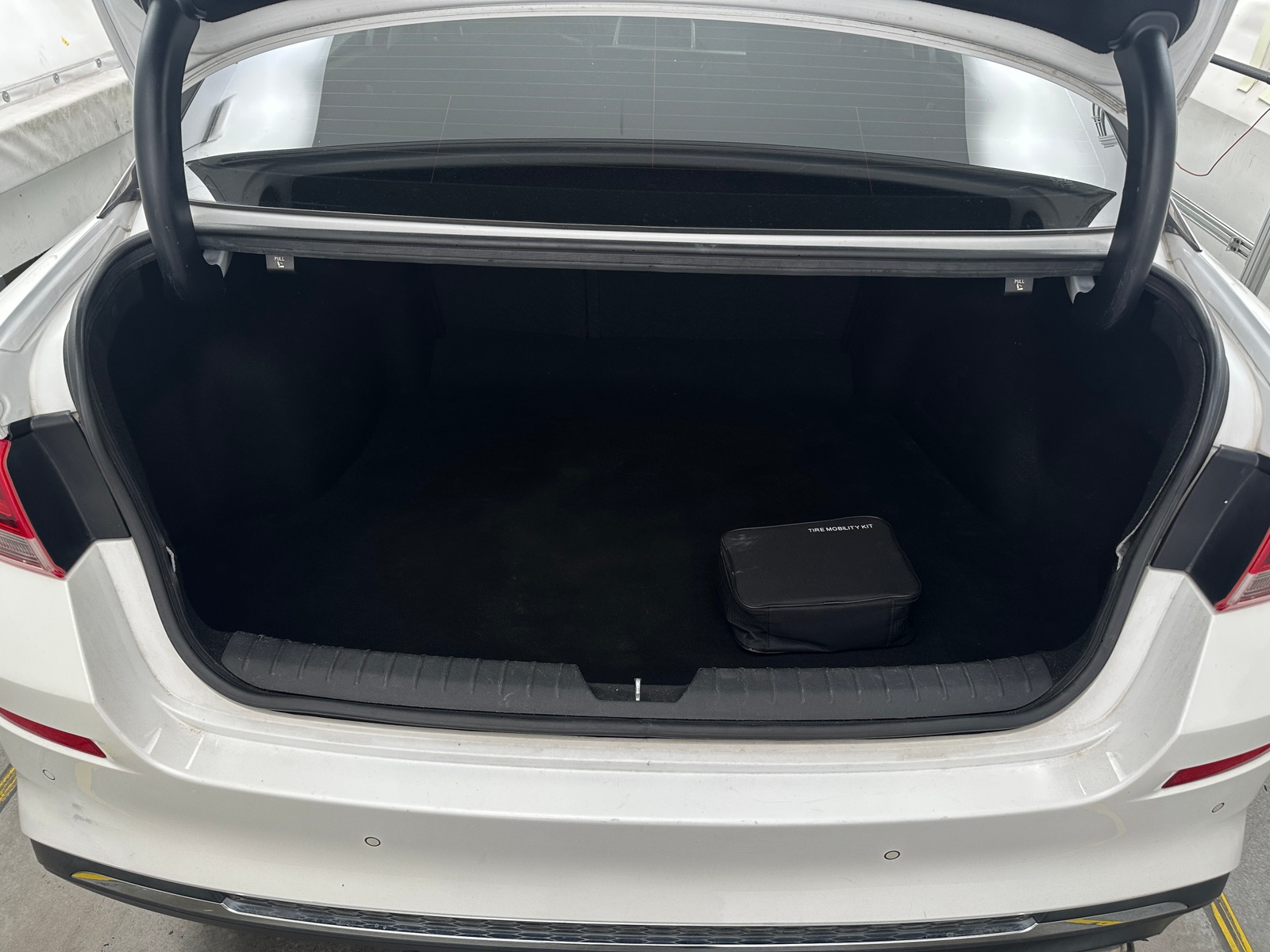 Thumbnail: 2019 Kia Optima - 7