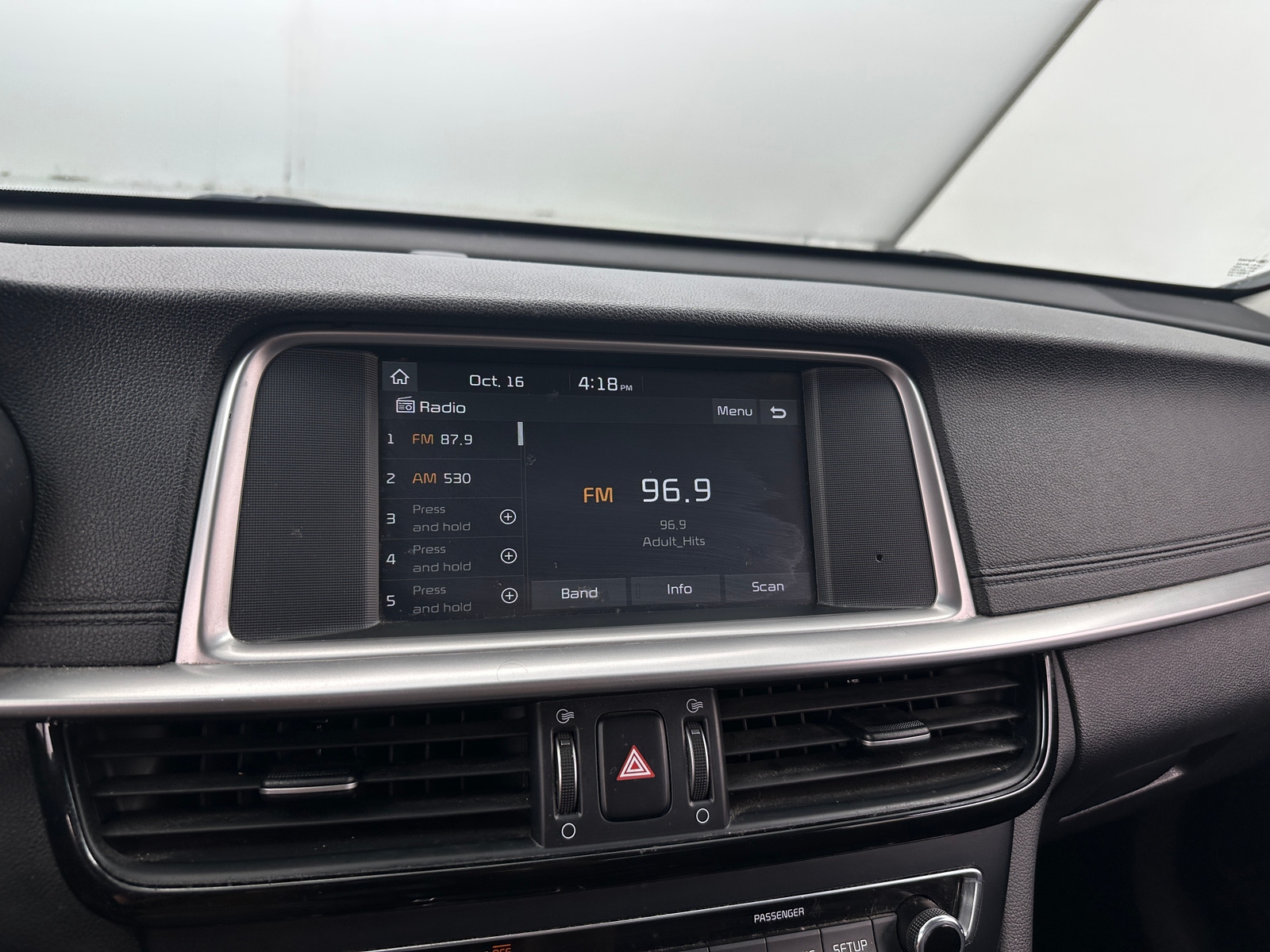 Thumbnail: 2019 Kia Optima - 4