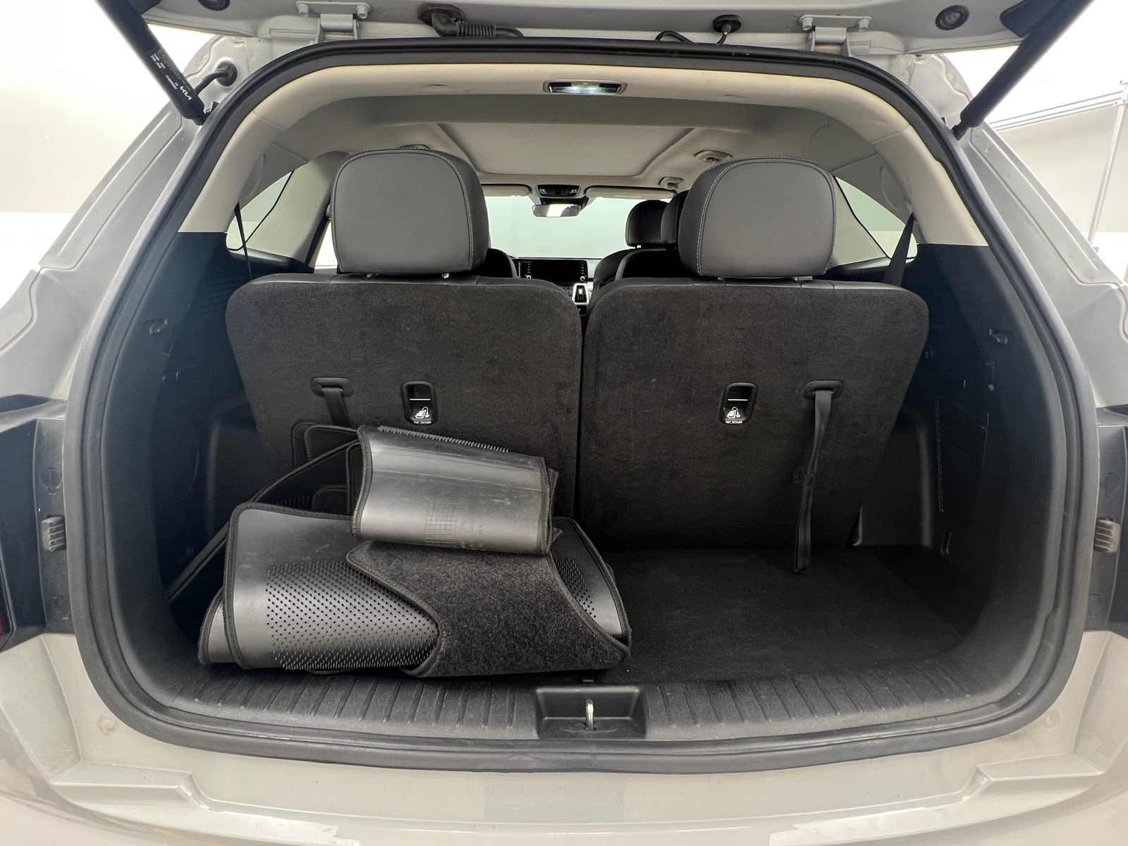 Thumbnail: 2022 Kia Sorento - 6