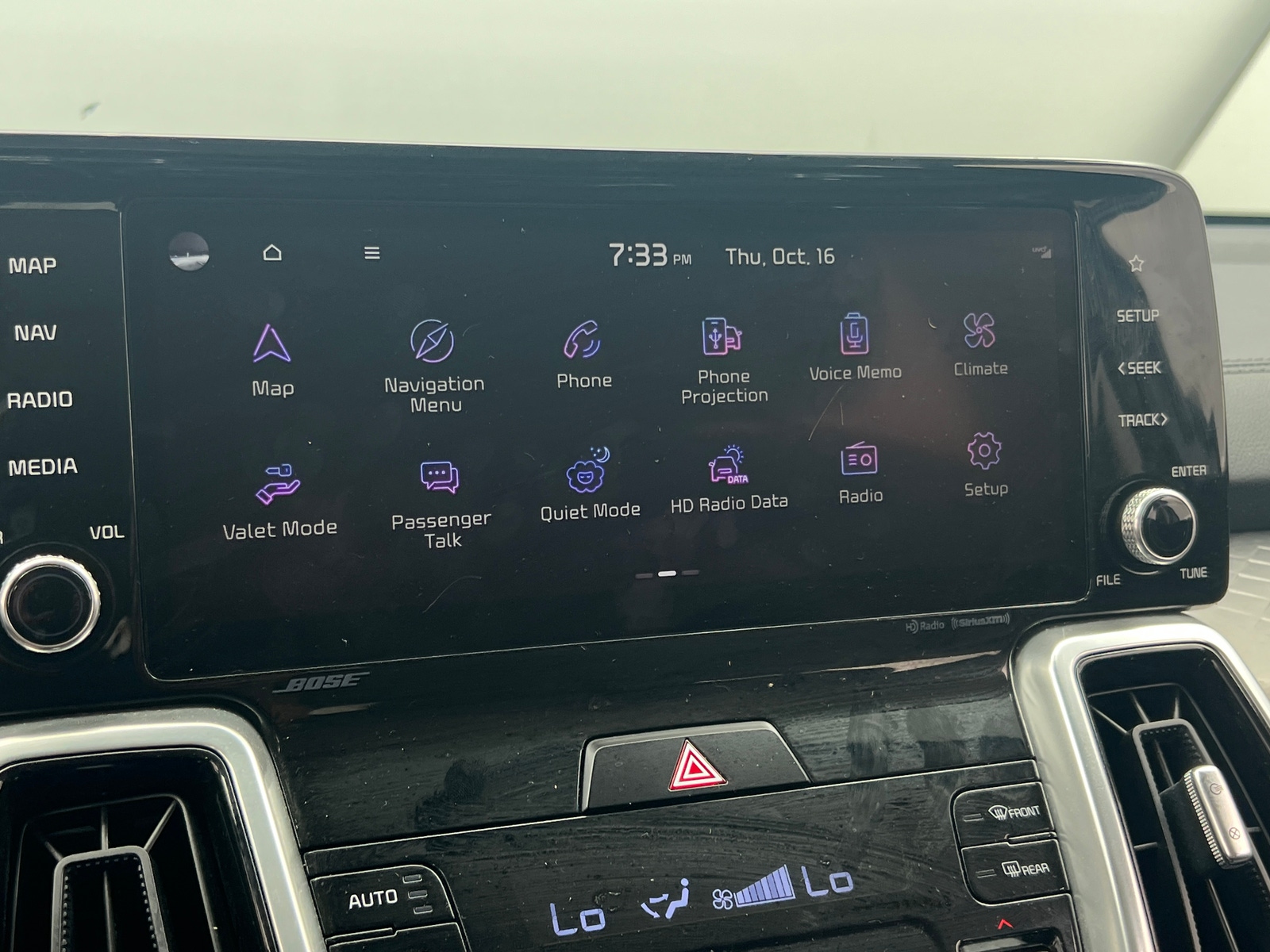 Thumbnail: 2022 Kia Sorento - 3