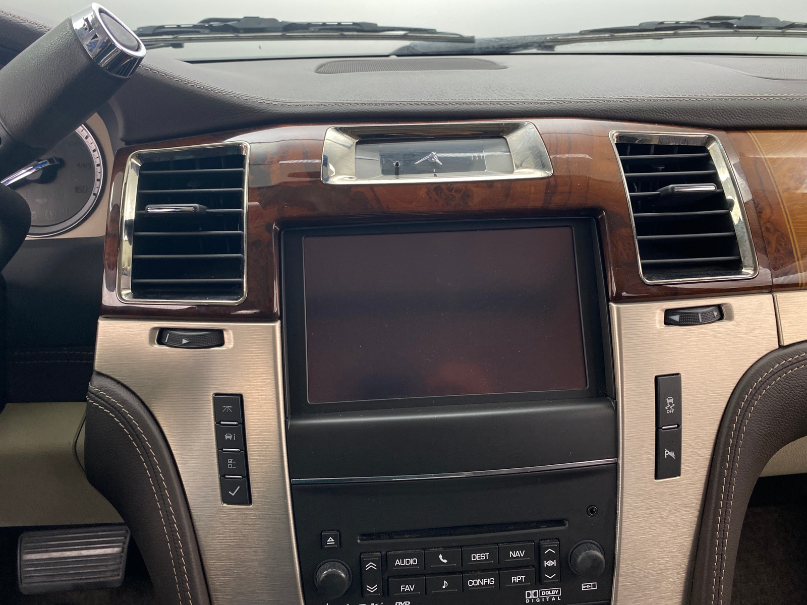 Thumbnail: 2014 Cadillac Escalade - 3