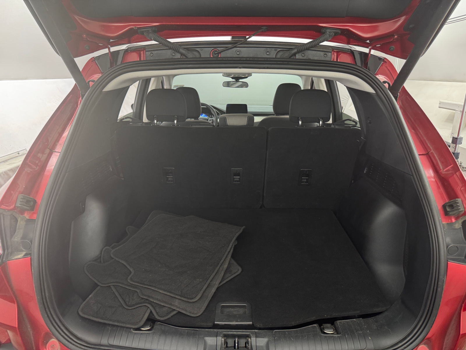 Thumbnail: 2021 Ford Escape - 7