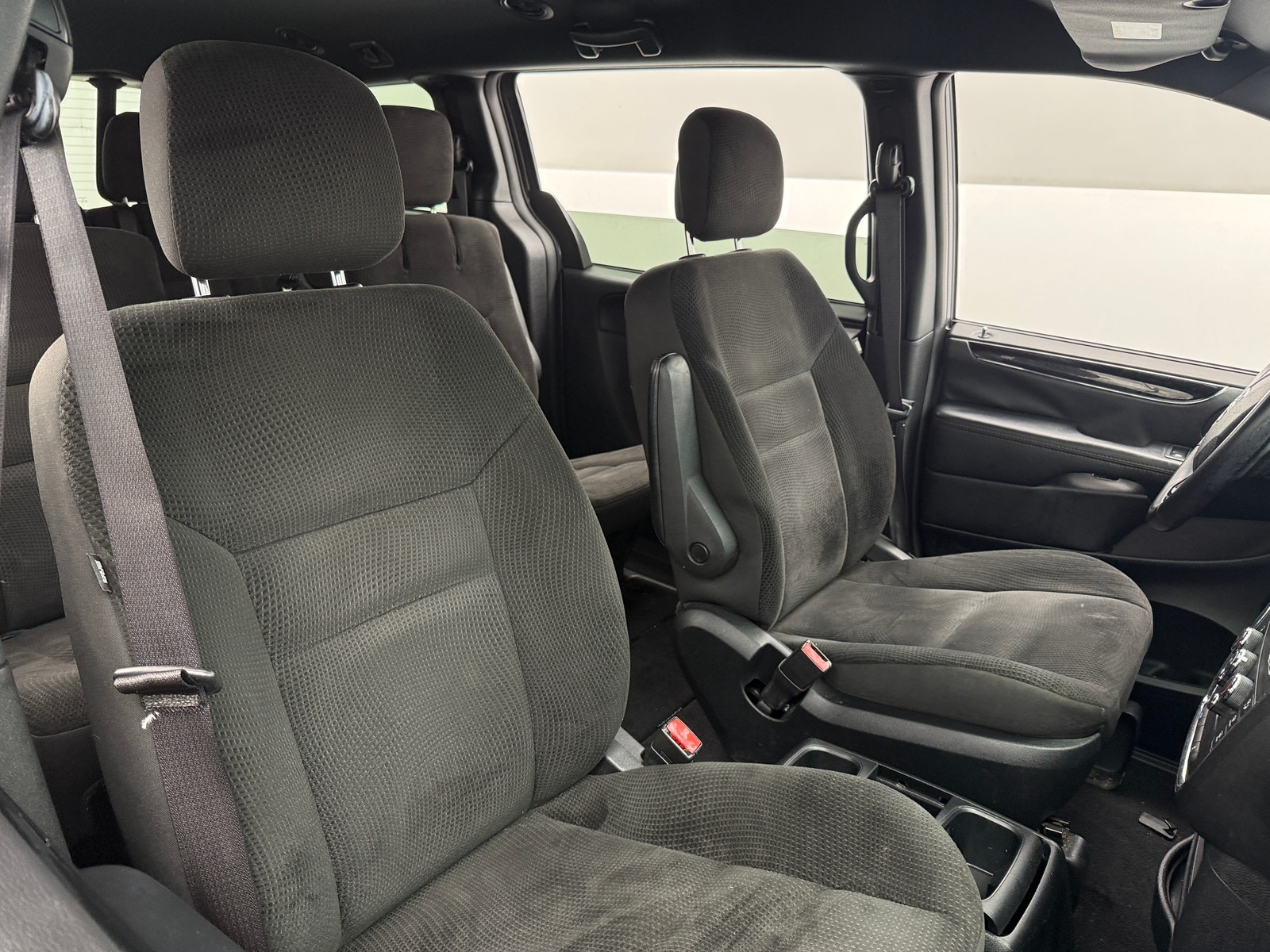 Thumbnail: 2019 Dodge Grand Caravan - 2