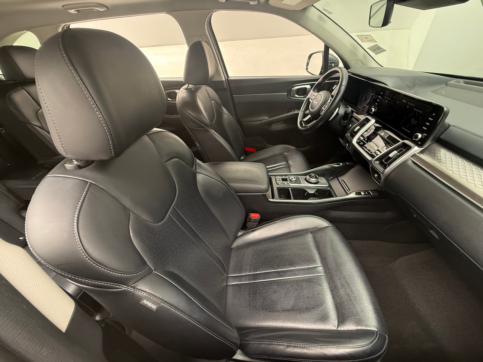 Thumbnail: 2022 Kia Sorento - 2