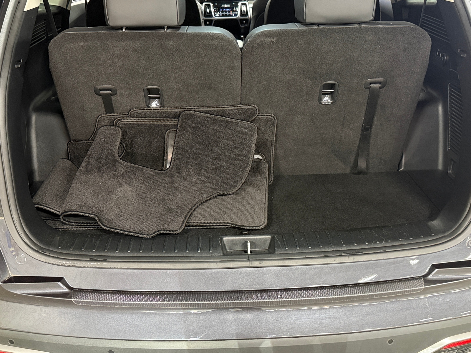 Thumbnail: 2022 Kia Sorento - 7