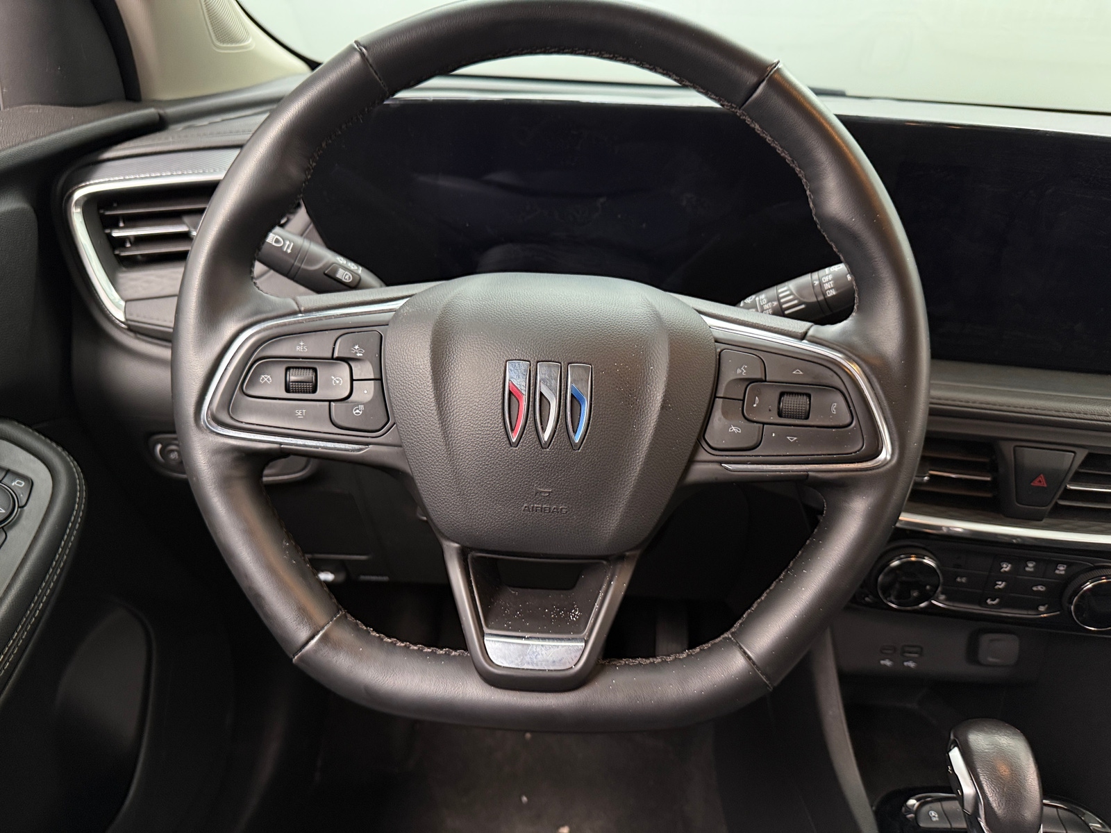 Thumbnail: 2024 Buick Encore GX - 4