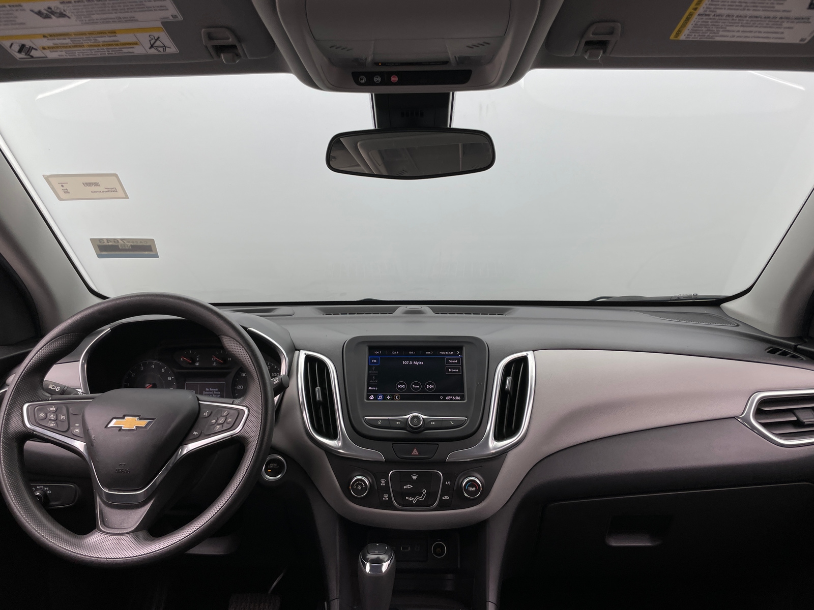 Thumbnail: 2020 Chevrolet Equinox - 3
