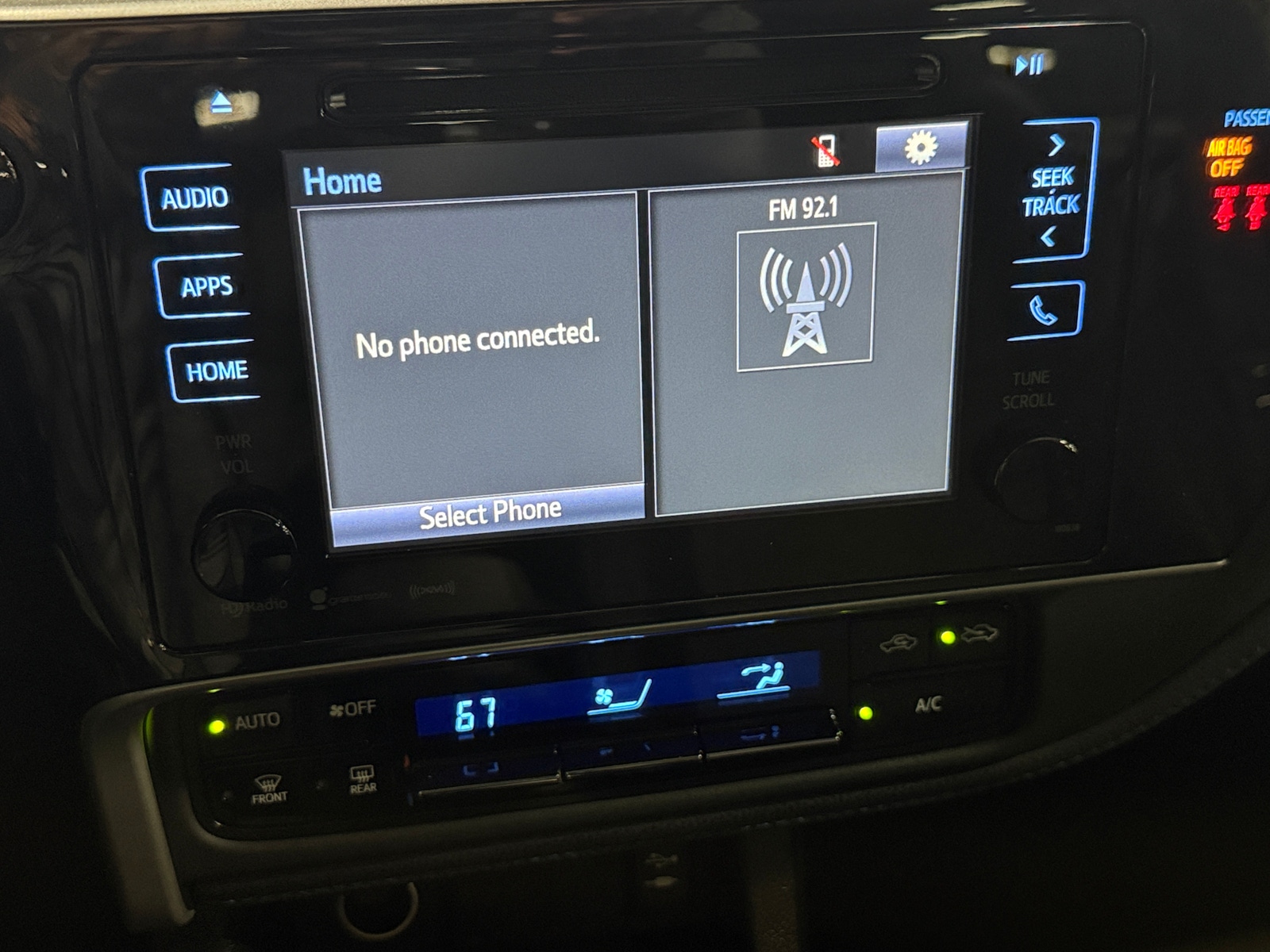 Thumbnail: 2019 Toyota Corolla - 4