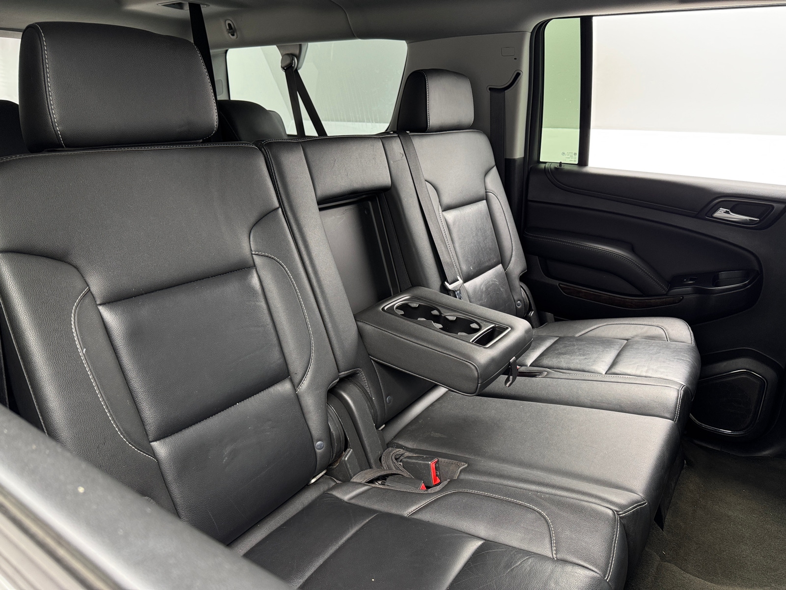 Thumbnail: 2018 Chevrolet Suburban - 5