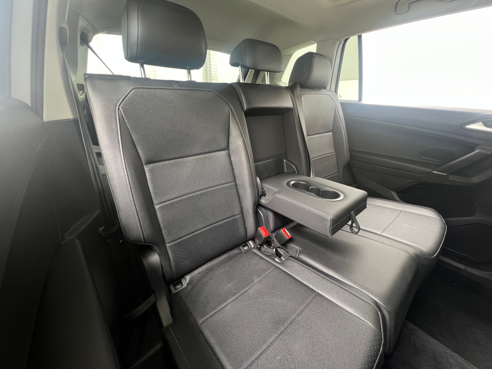 Thumbnail: 2020 Volkswagen Tiguan - 5