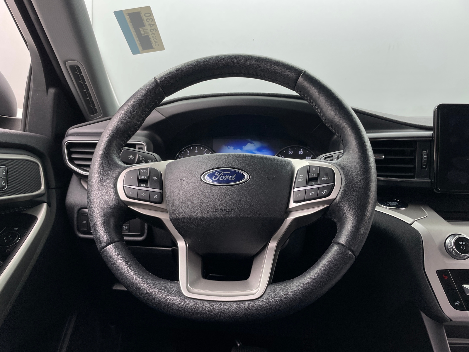 Thumbnail: 2020 Ford Explorer - 4