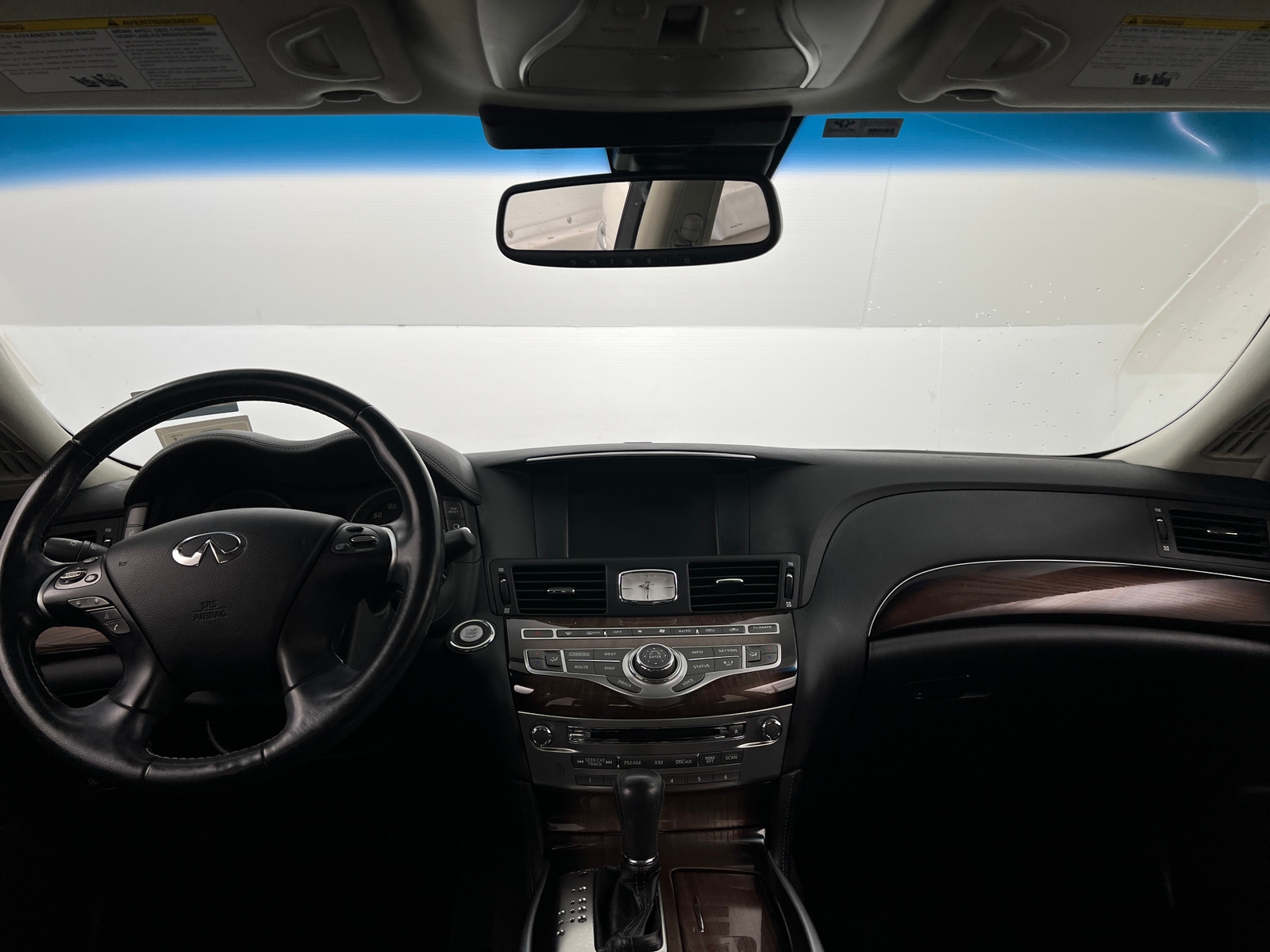 Thumbnail: 2016 INFINITI Q70 - 2