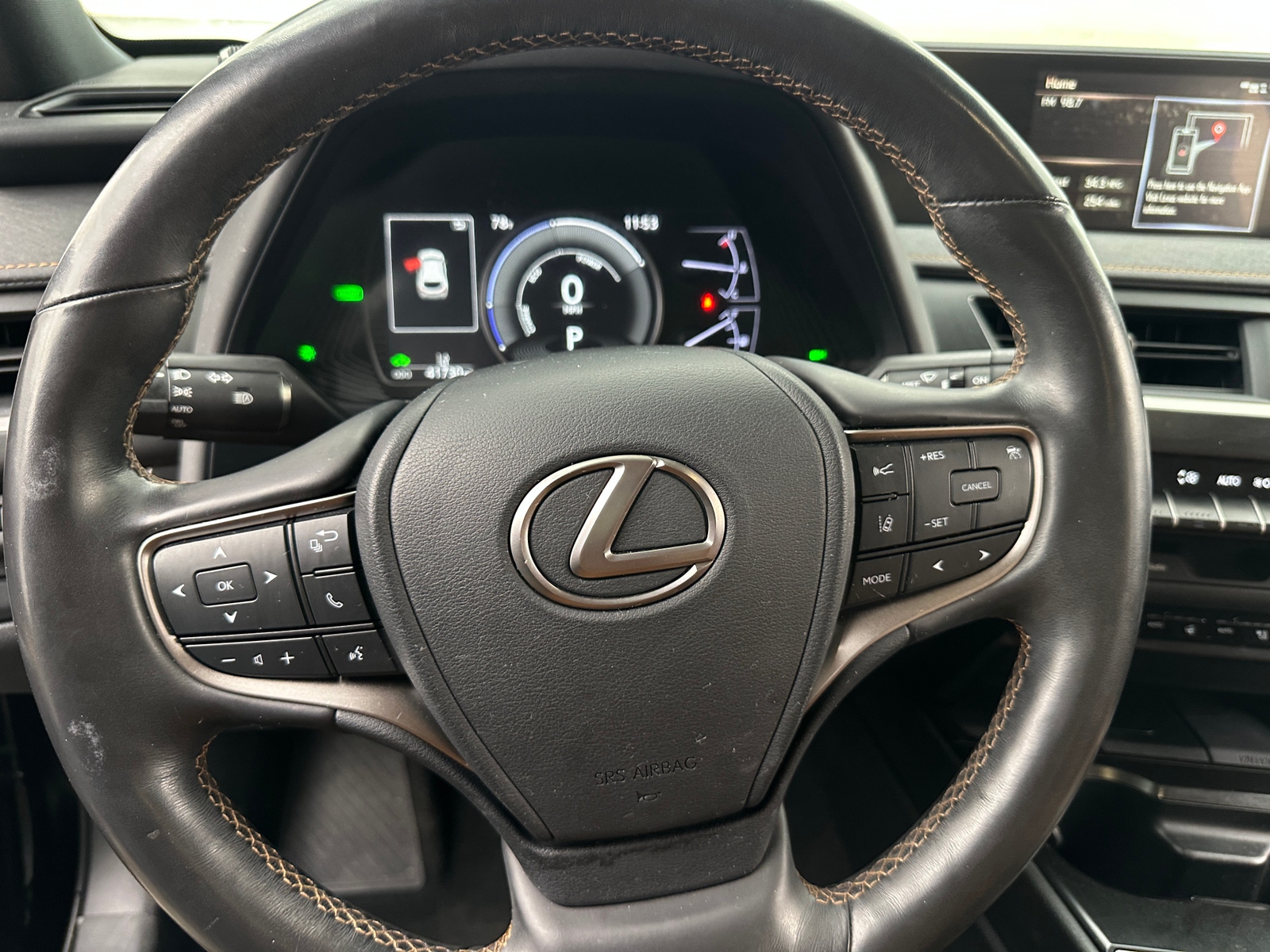 Thumbnail: 2020 Lexus UX - 4