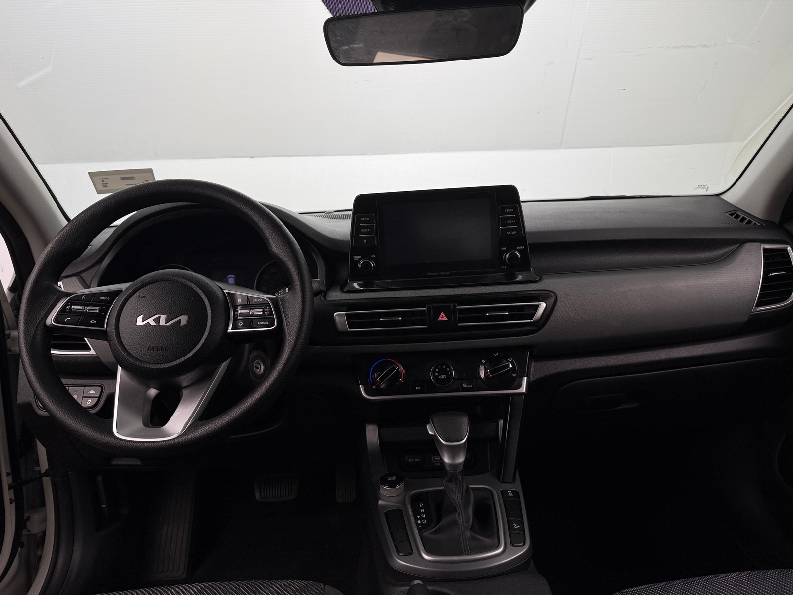 Thumbnail: 2022 Kia Seltos - 3