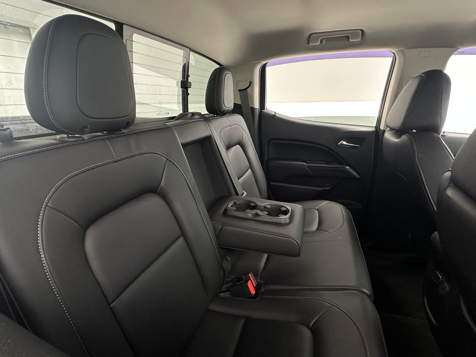 Thumbnail: 2016 GMC Canyon - 5