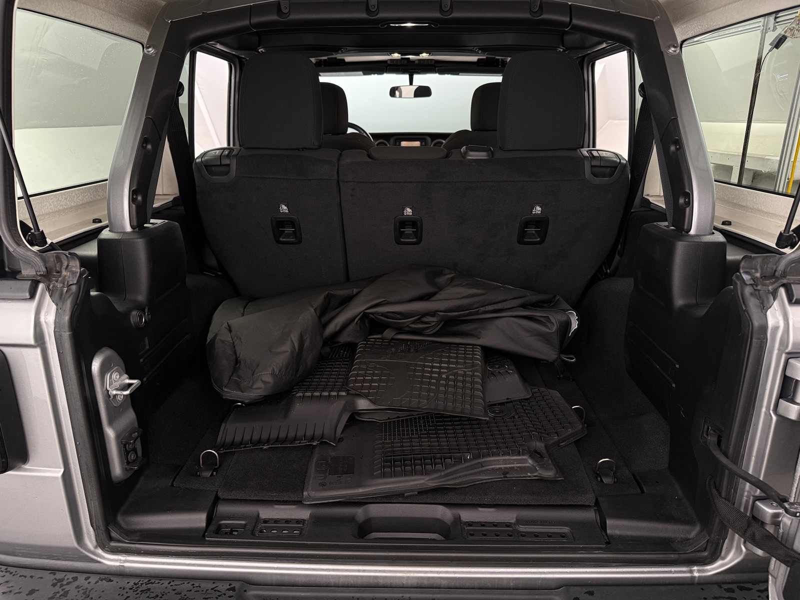 Thumbnail: 2020 Jeep Wrangler - 7