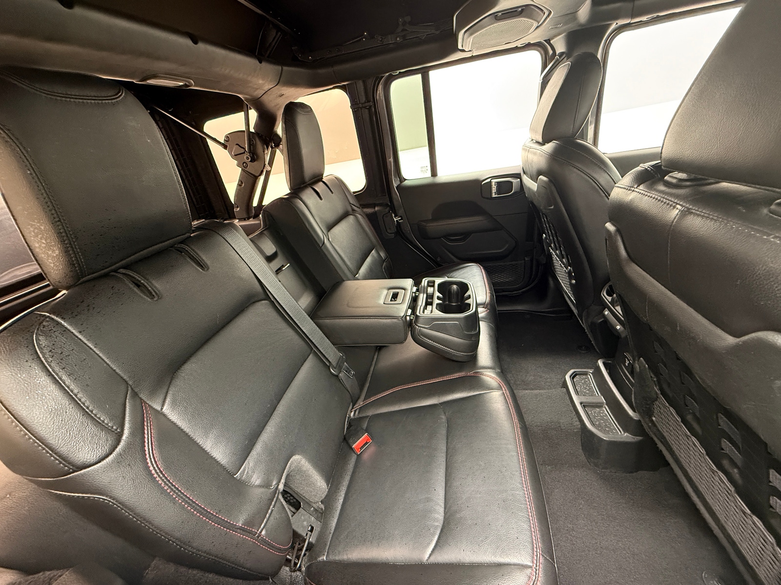 Thumbnail: 2021 Jeep Wrangler - 5