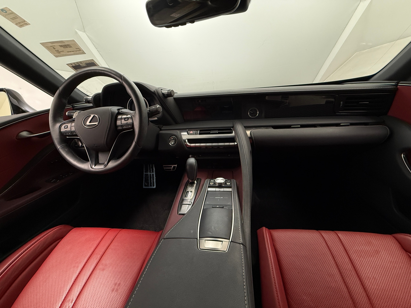 Thumbnail: 2021 Lexus LC - 2