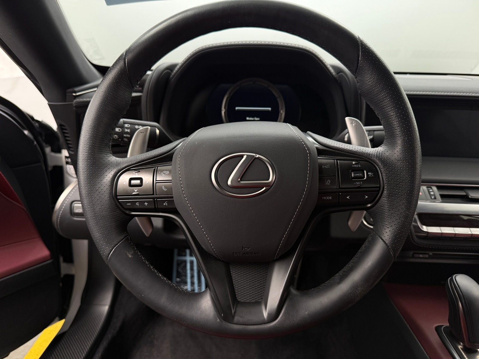 Thumbnail: 2021 Lexus LC - 4