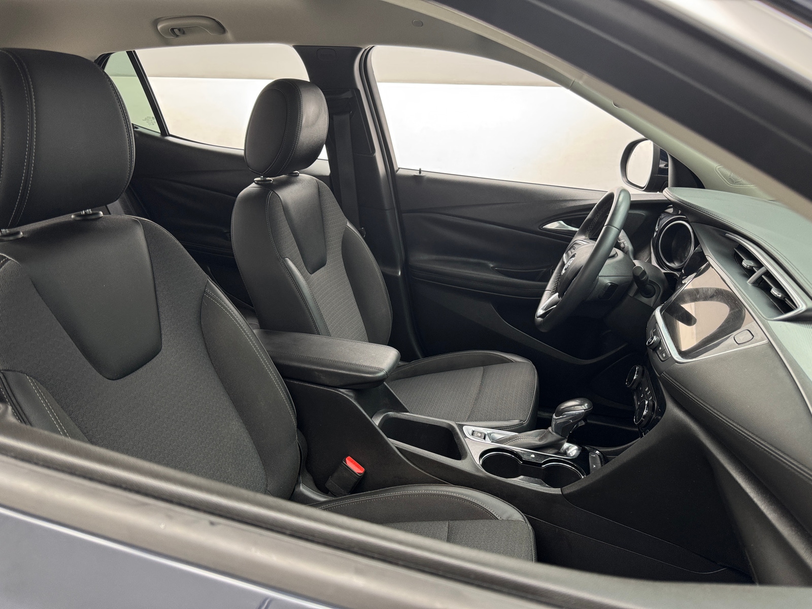 Thumbnail: 2021 Buick Encore GX - 2