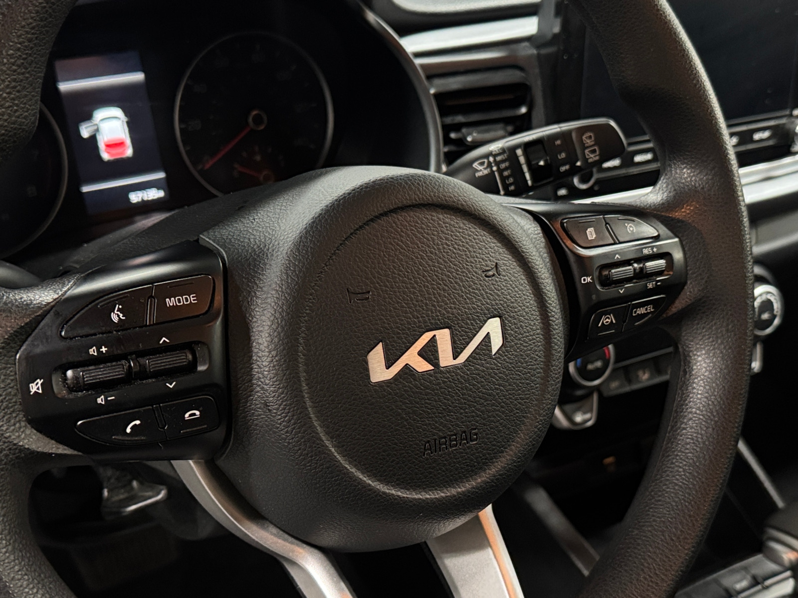 Thumbnail: 2022 Kia Rio - 5