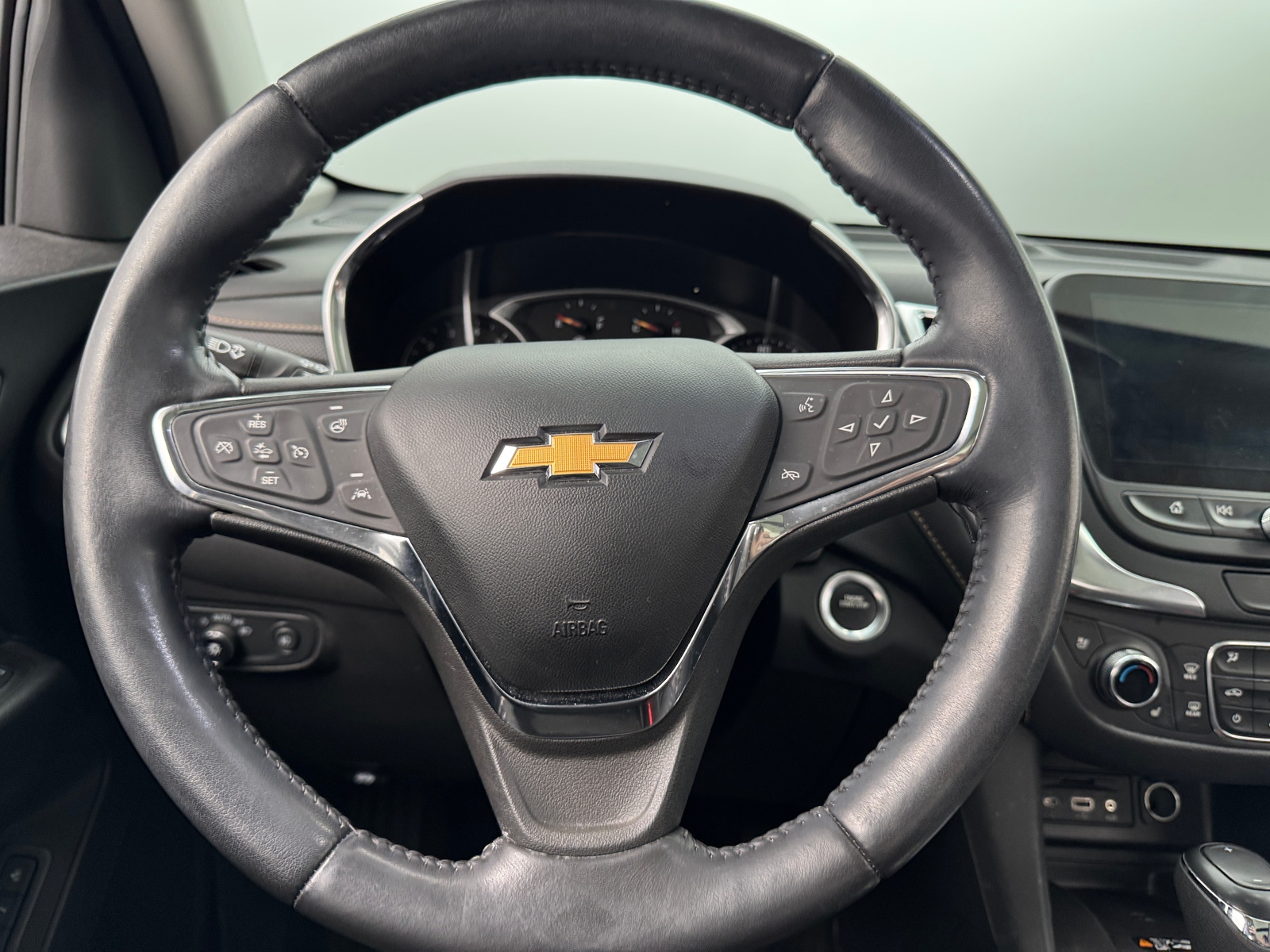 Thumbnail: 2021 Chevrolet Equinox - 4