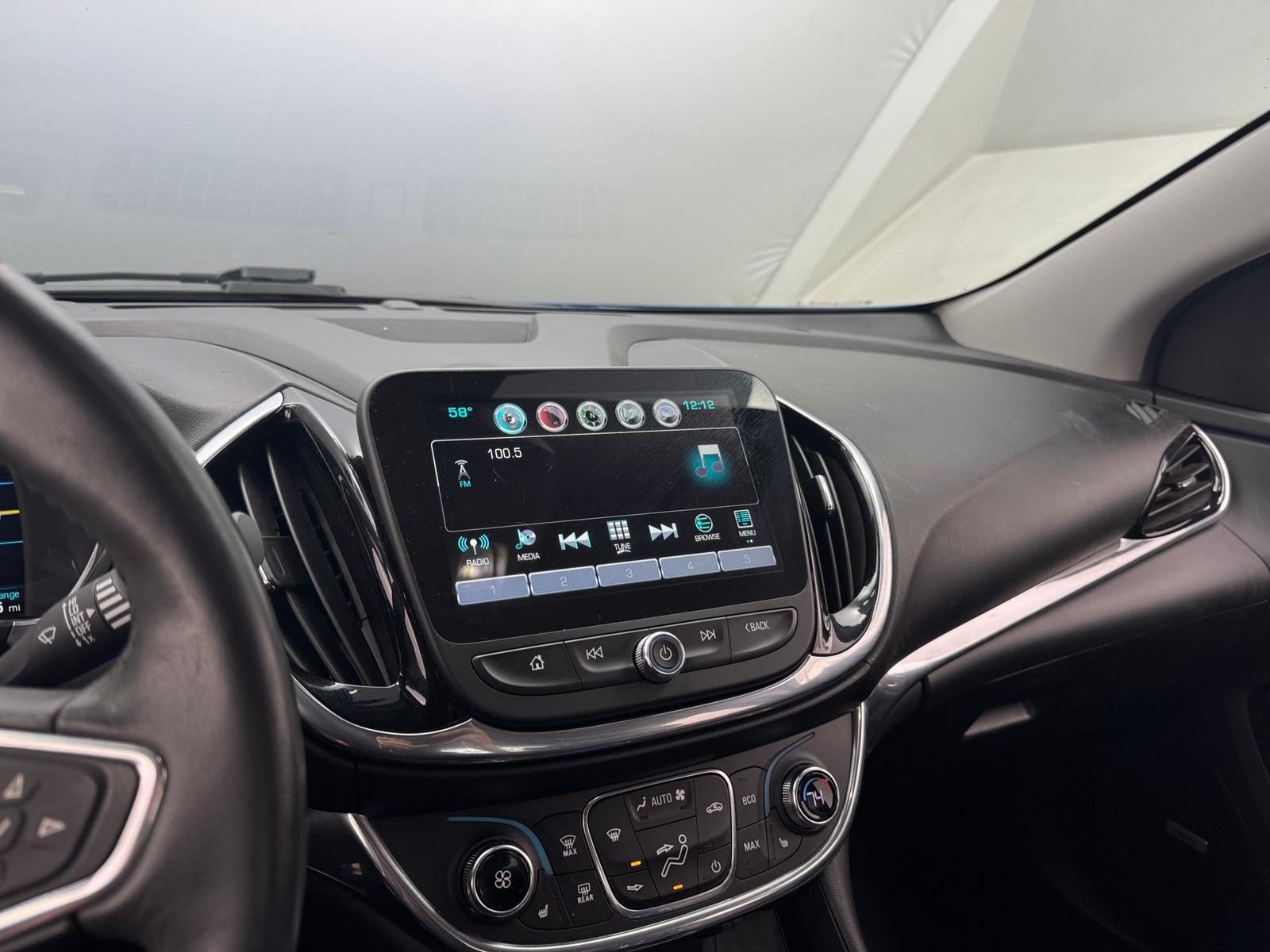 Thumbnail: 2017 Chevrolet Volt - 3