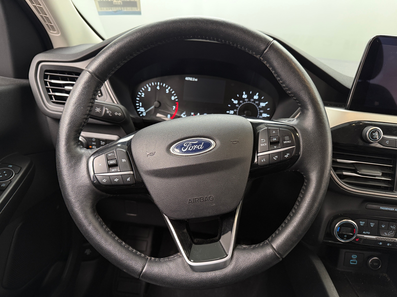 Thumbnail: 2021 Ford Escape - 4