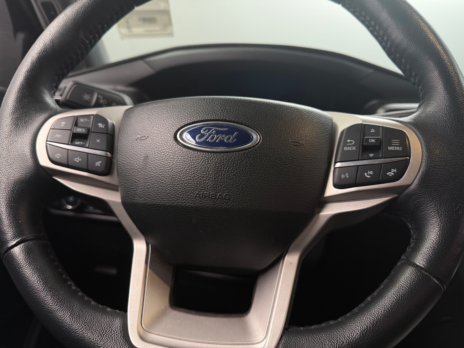 Thumbnail: 2023 Ford Explorer - 4