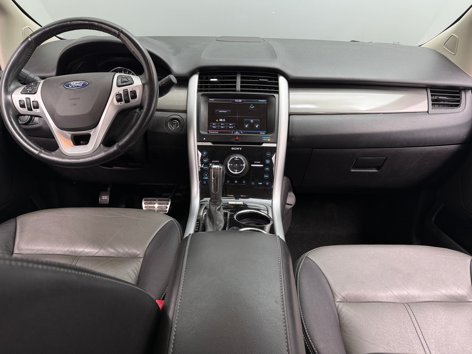 Thumbnail: 2013 Ford Edge - 2