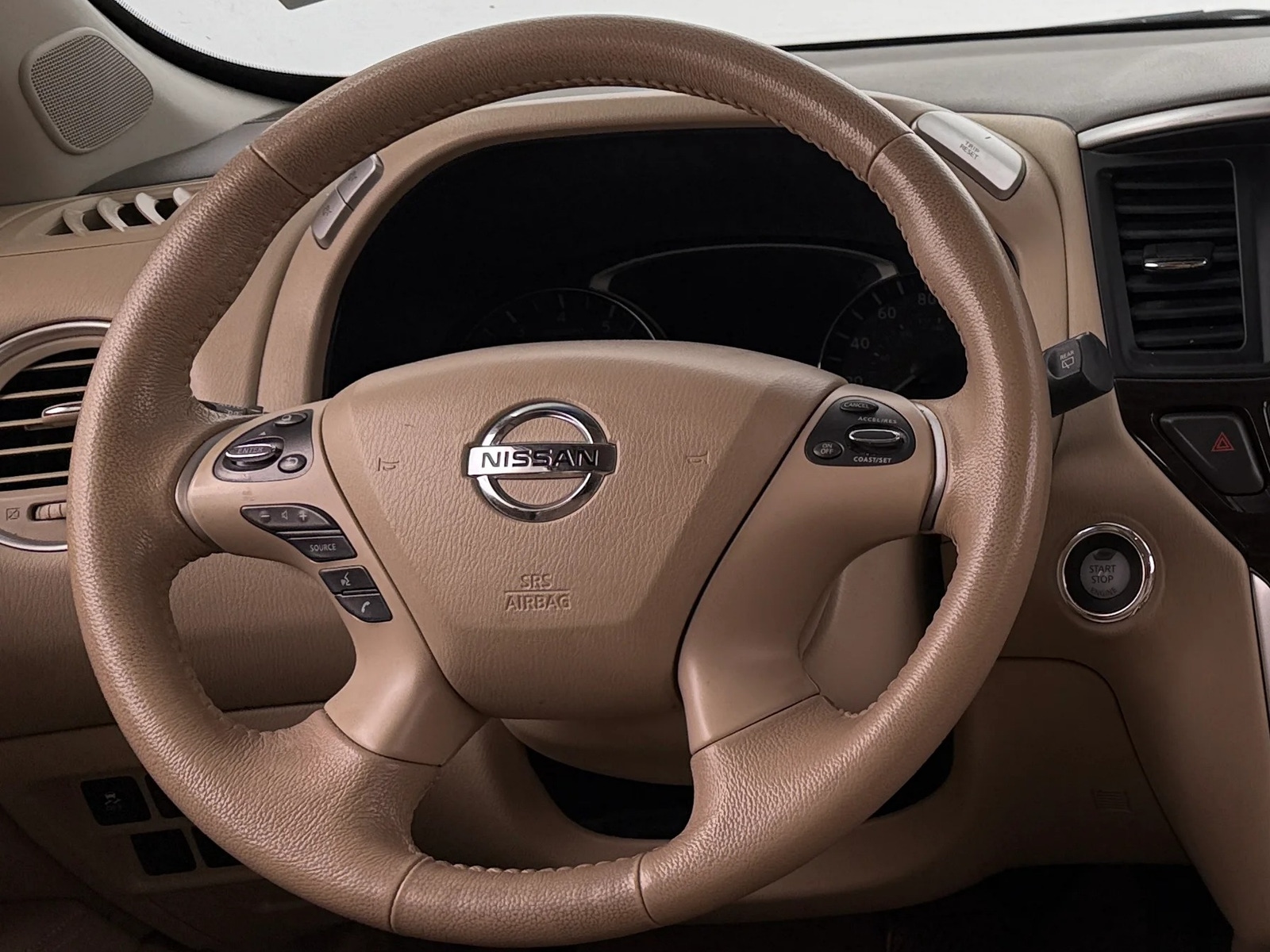 Thumbnail: 2013 Nissan Pathfinder - 4