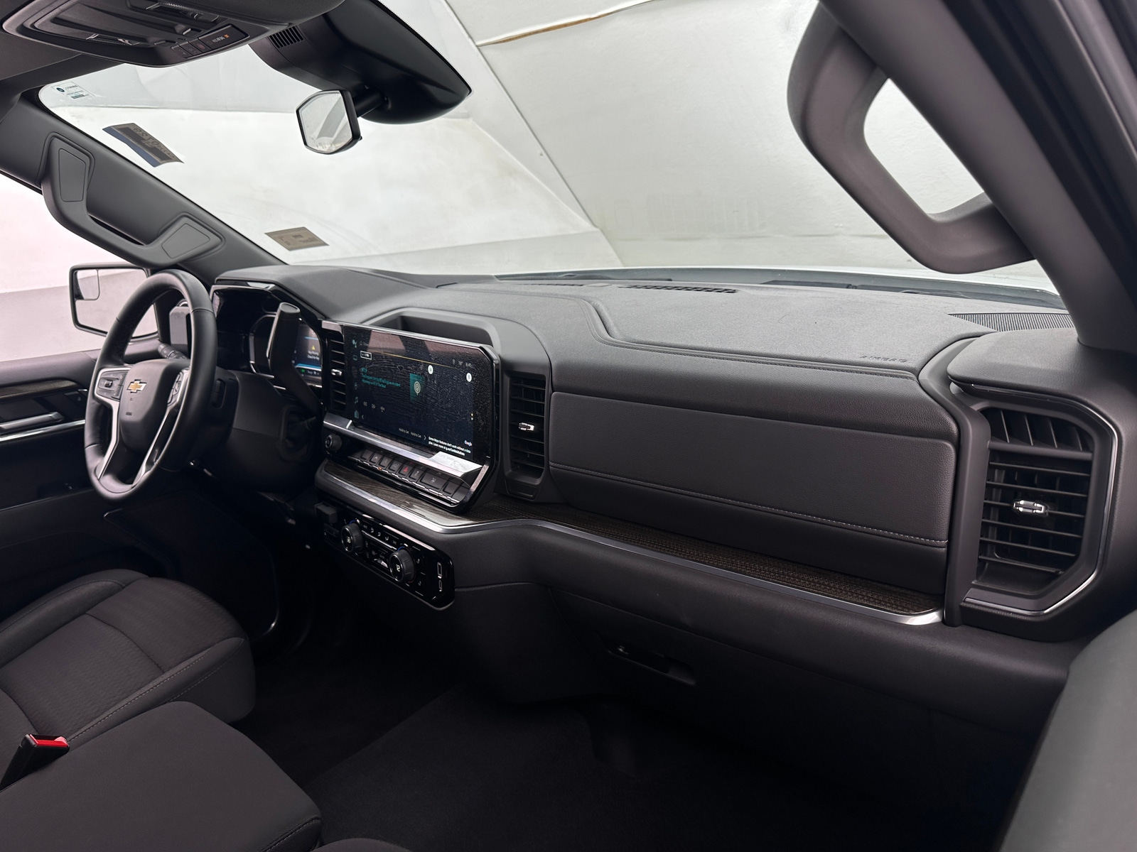 Thumbnail: 2024 Chevrolet Silverado 1500 - 3