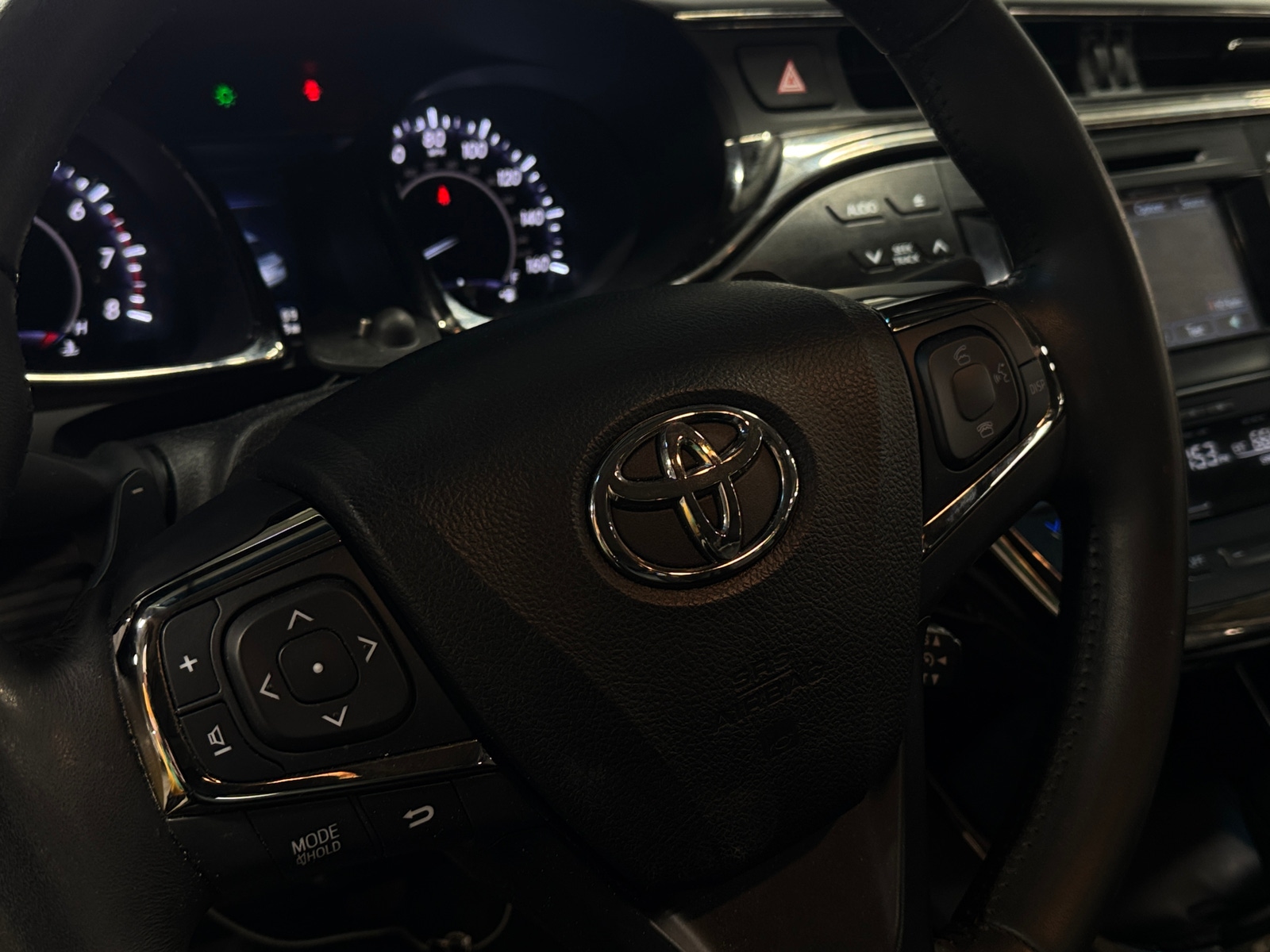 Thumbnail: 2013 Toyota Avalon - 4