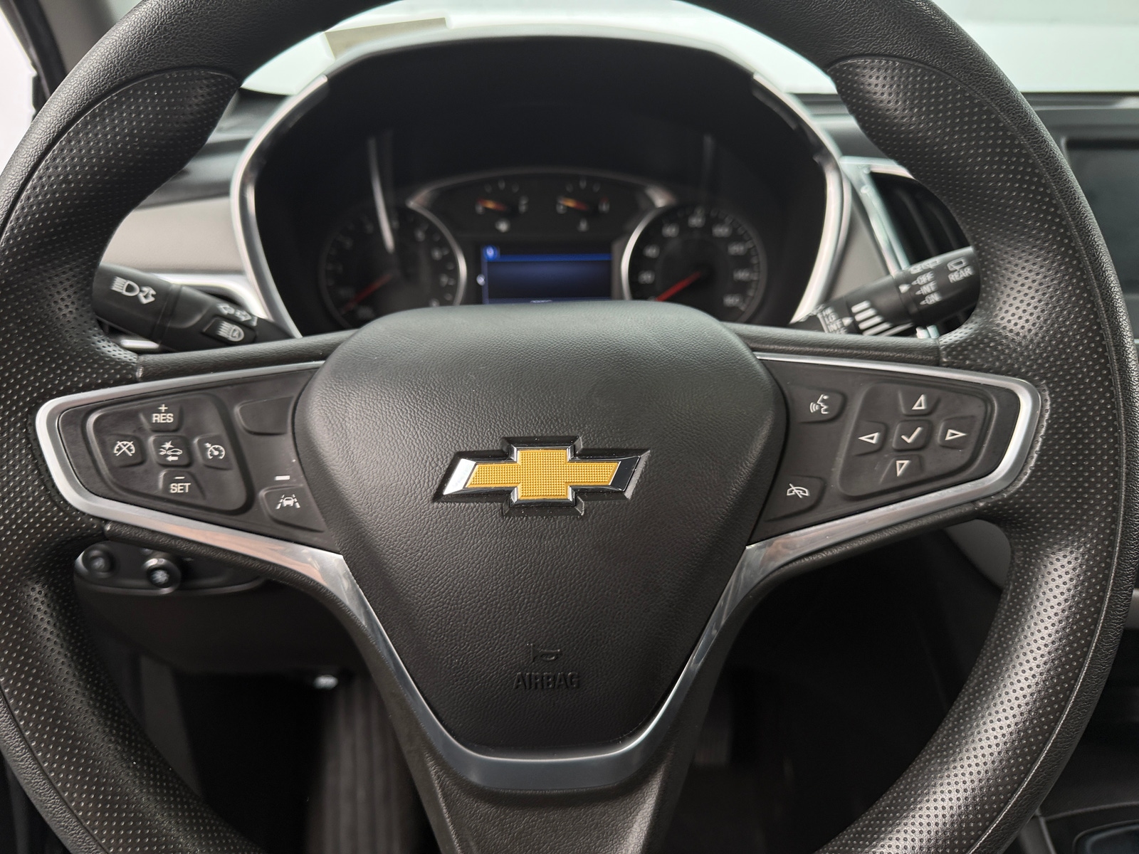 Thumbnail: 2023 Chevrolet Equinox - 5