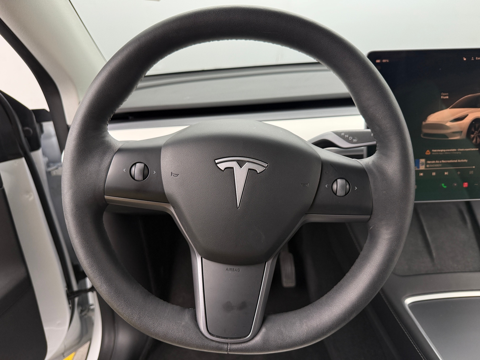 Thumbnail: 2022 Tesla Model Y - 4
