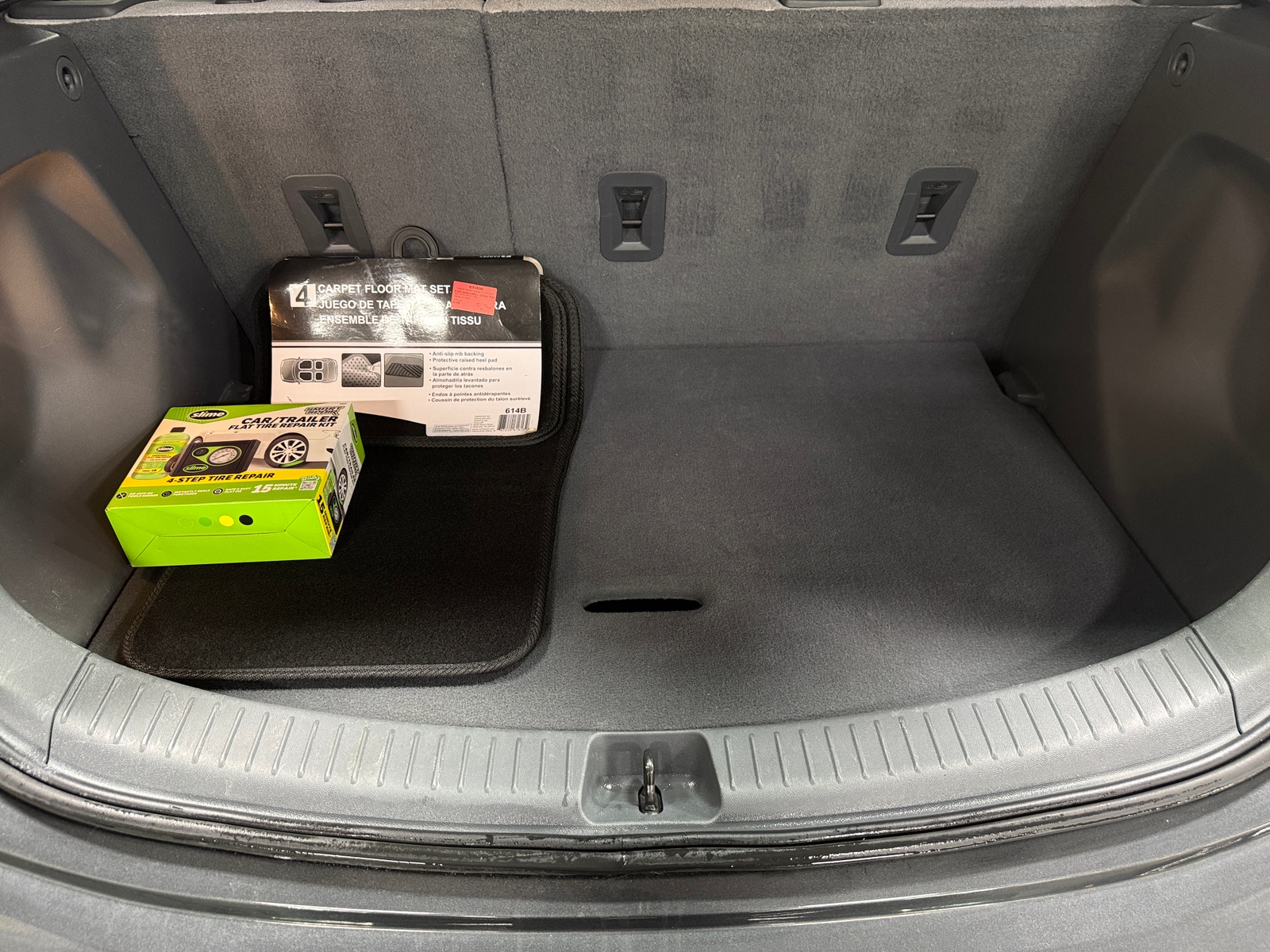 Thumbnail: 2017 Chevrolet Bolt EV - 7