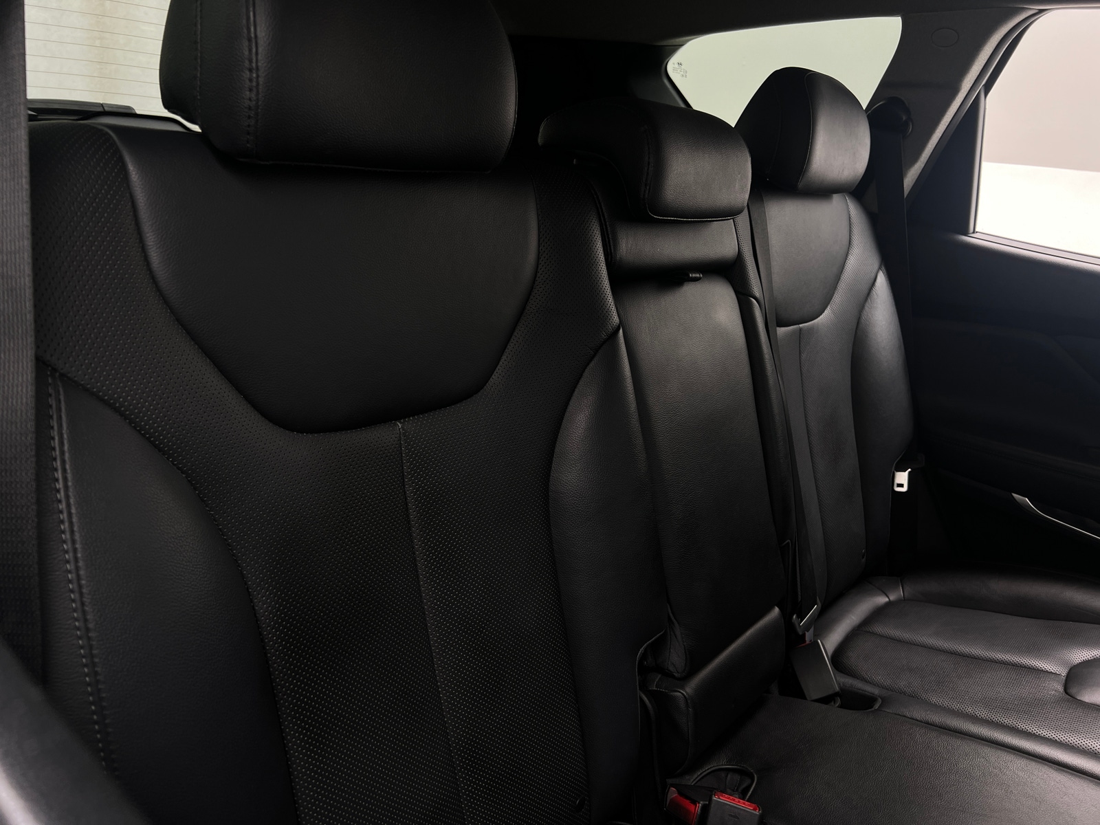 Thumbnail: 2020 Hyundai Santa Fe - 5