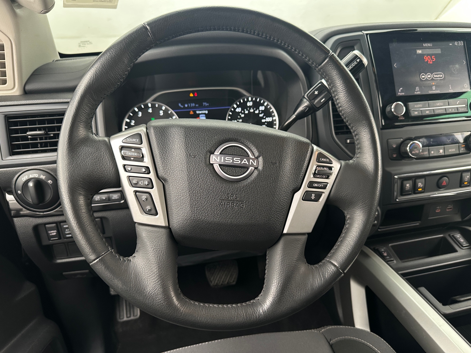Thumbnail: 2024 Nissan Titan - 5