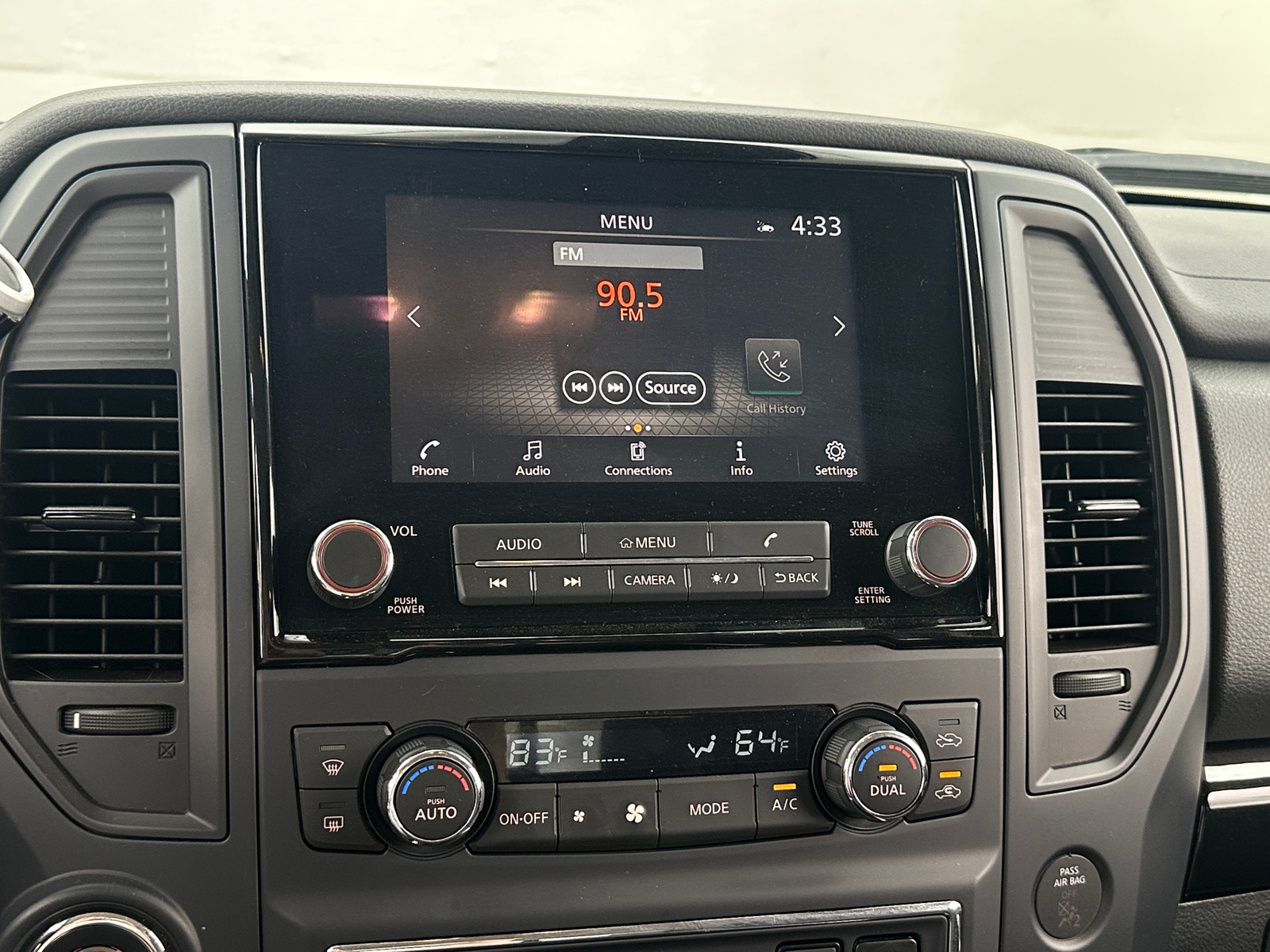 Thumbnail: 2024 Nissan Titan - 4