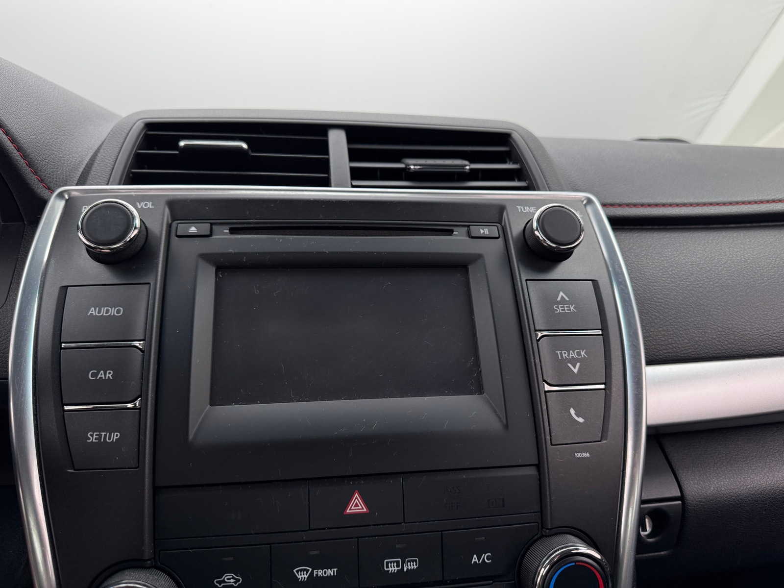 Thumbnail: 2015 Toyota Camry - 4
