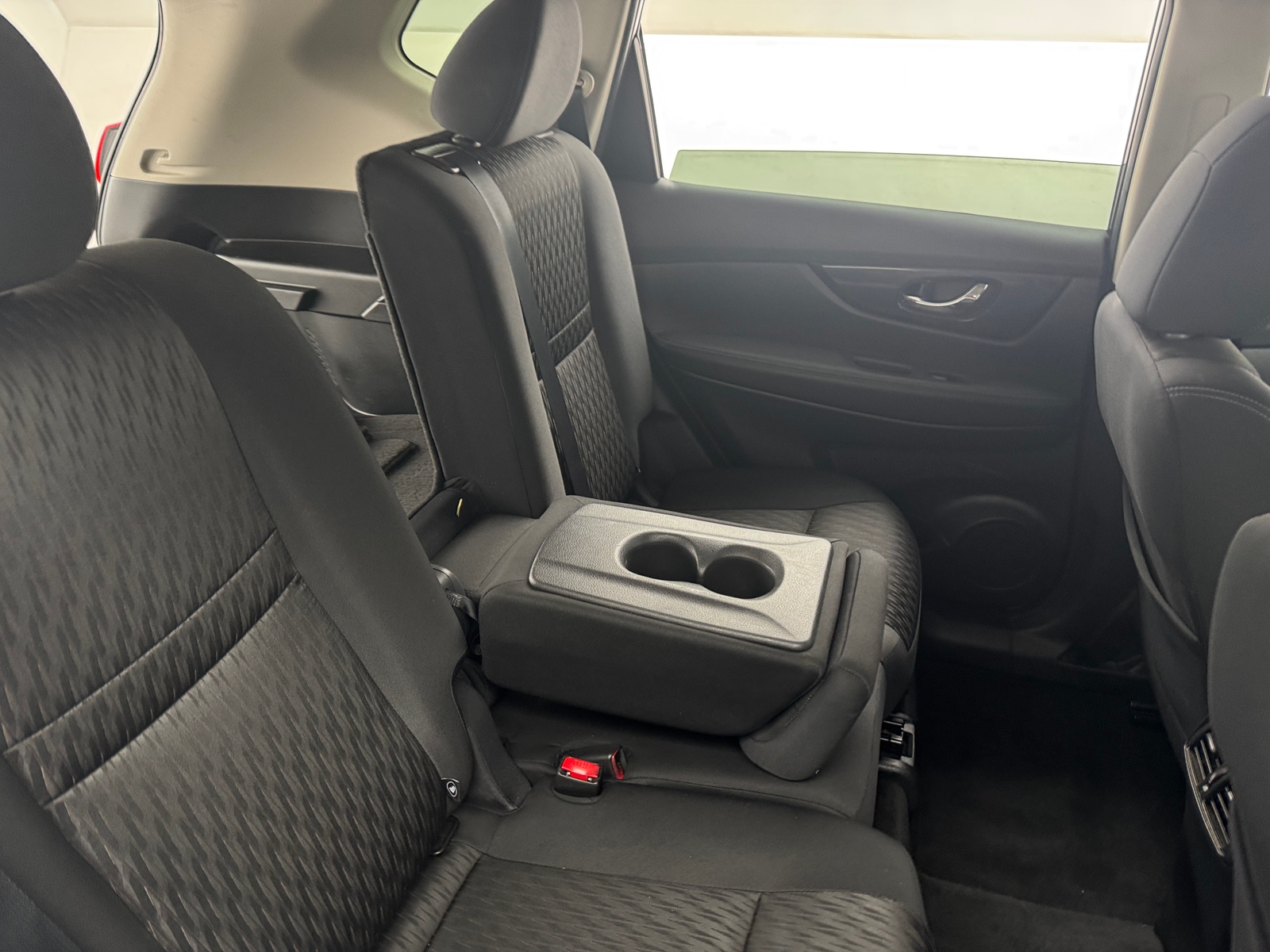 Thumbnail: 2019 Nissan Rogue - 6