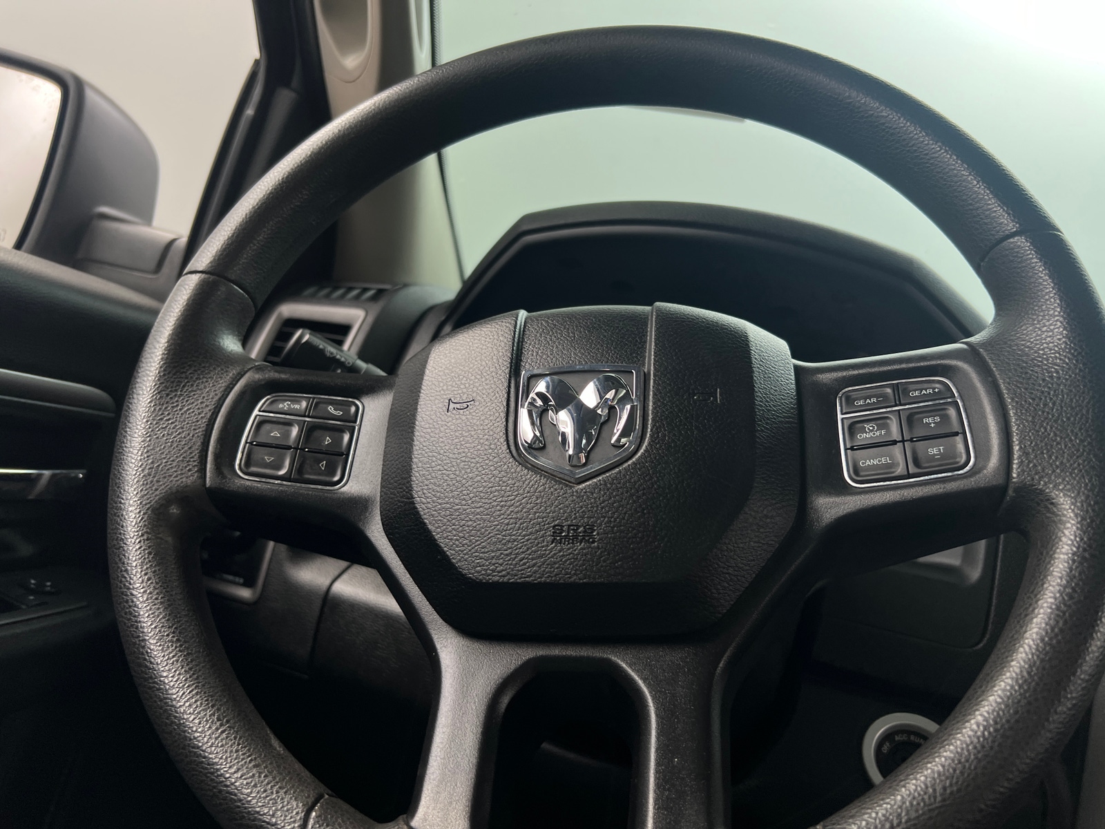 Thumbnail: 2022 RAM 1500 Classic - 4