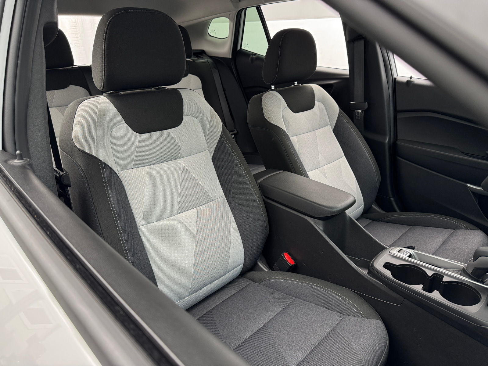 Thumbnail: 2025 Chevrolet Trax - 2