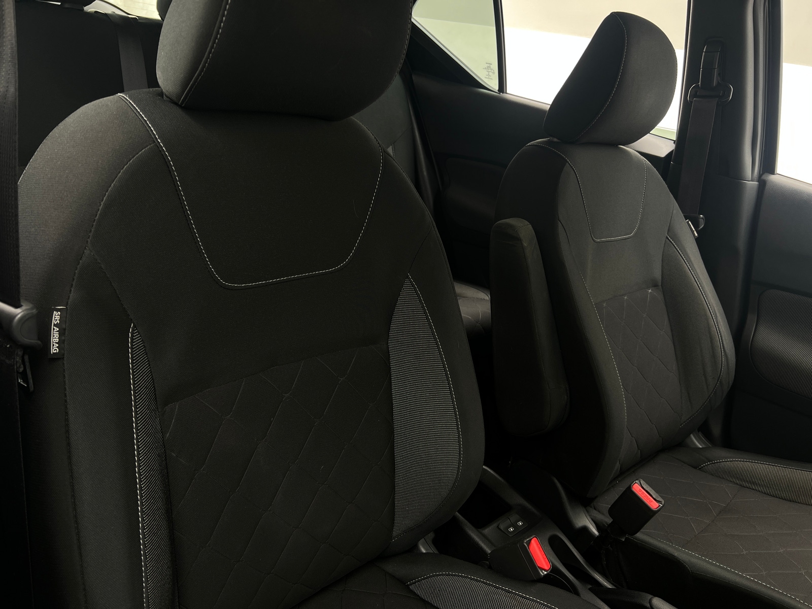Thumbnail: 2019 Nissan Kicks - 2