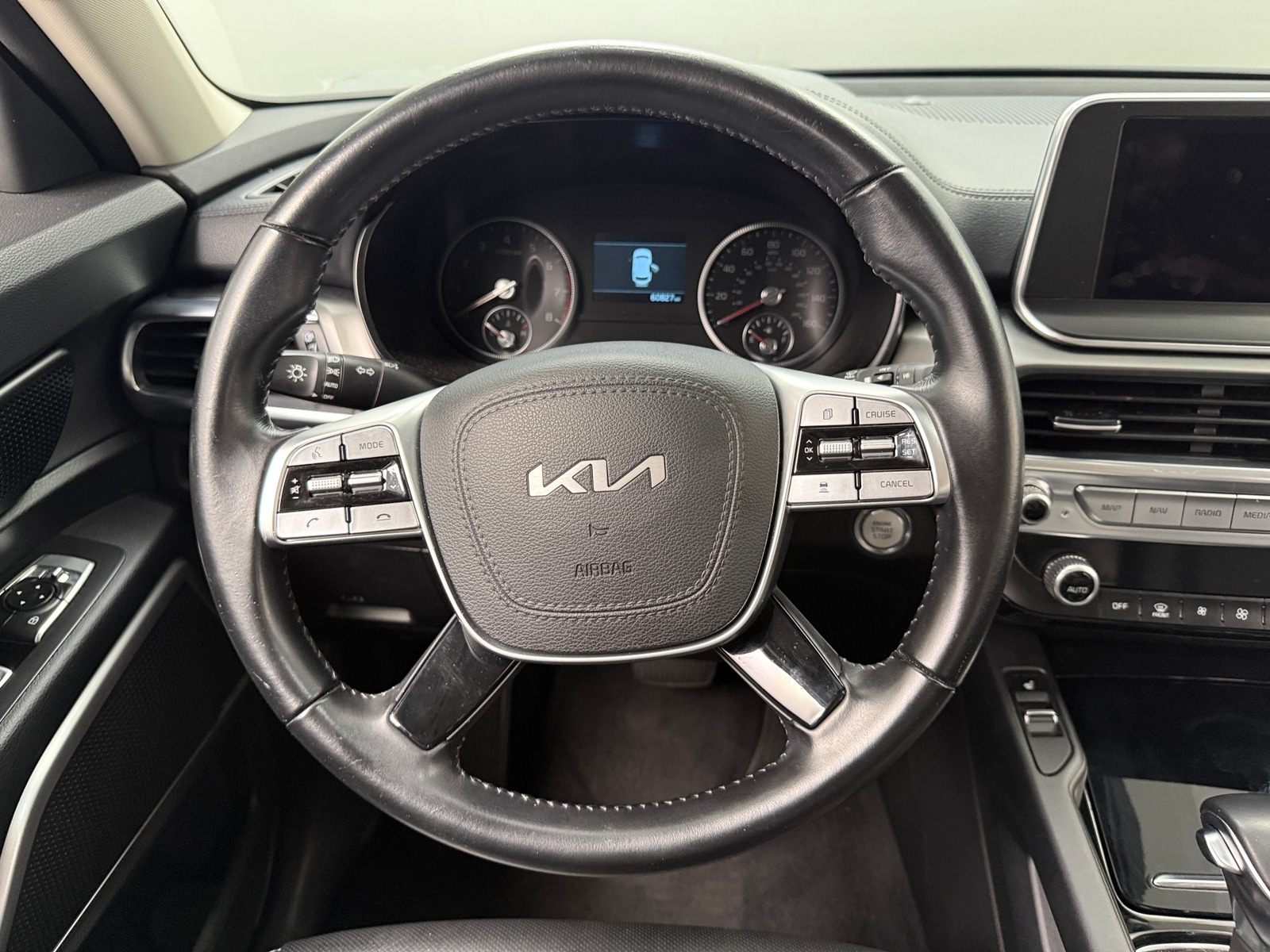 Thumbnail: 2022 Kia Telluride - 5