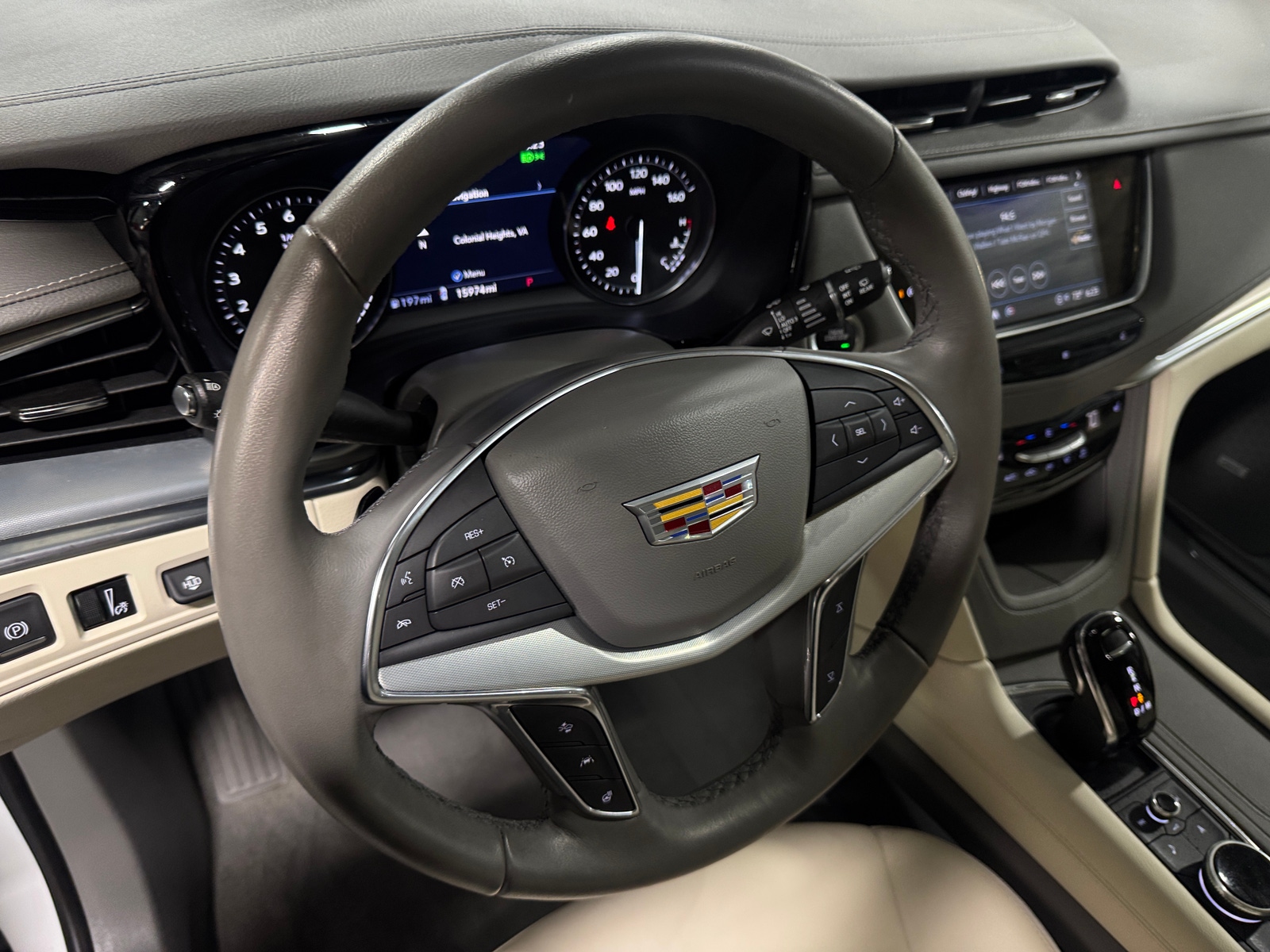 Thumbnail: 2021 Cadillac XT5 - 4